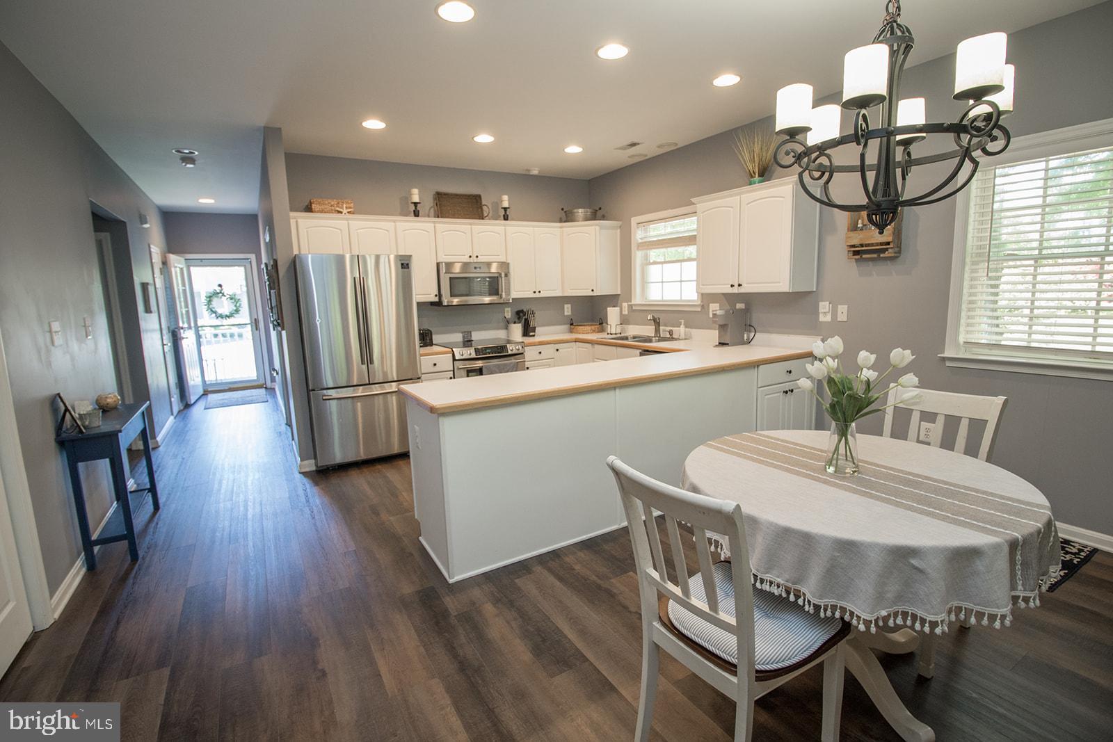 POTOMAC BEACH - Residential