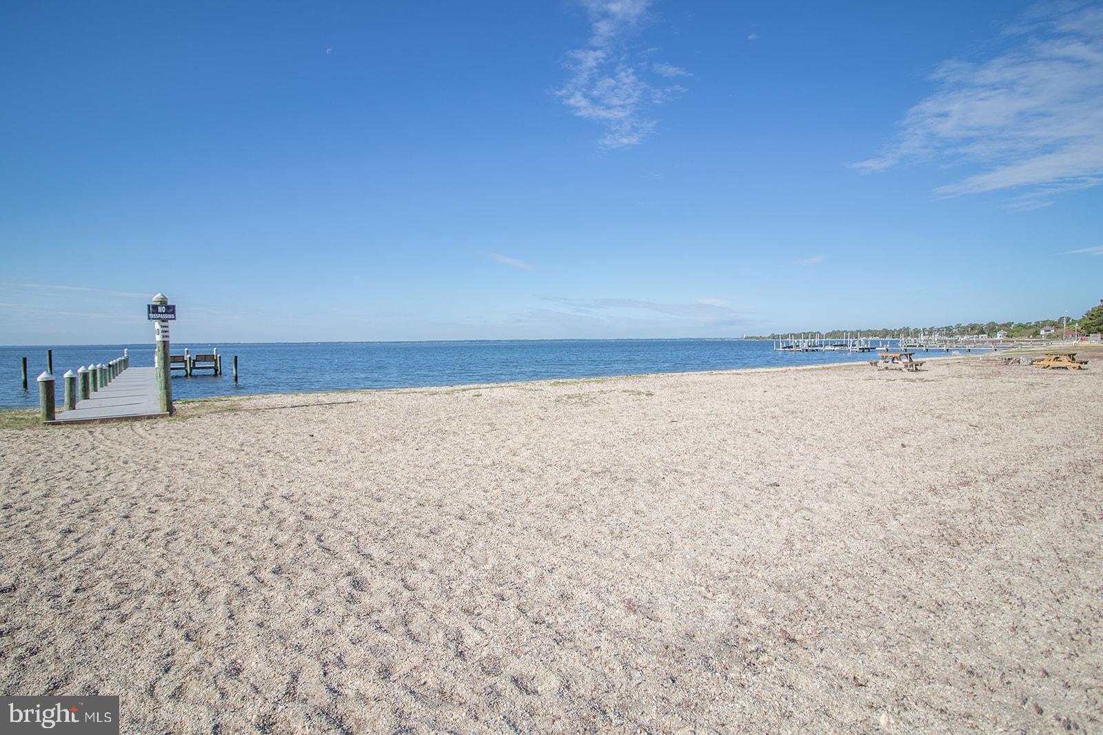 POTOMAC BEACH - Residential