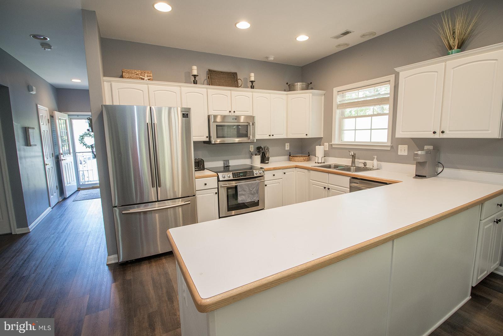 POTOMAC BEACH - Residential