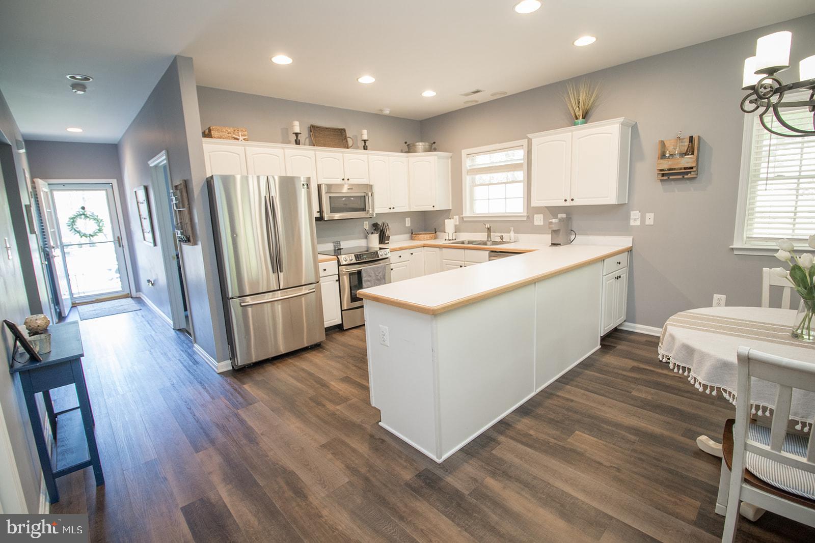 POTOMAC BEACH - Residential