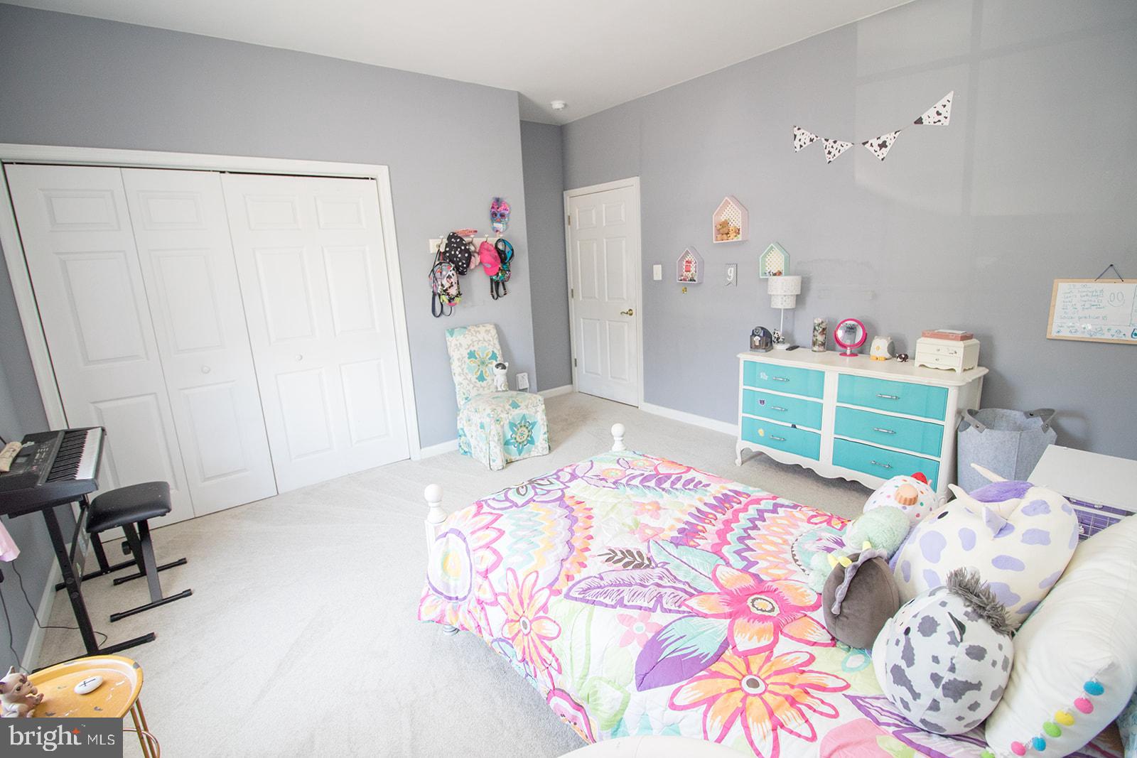 POTOMAC BEACH - Residential