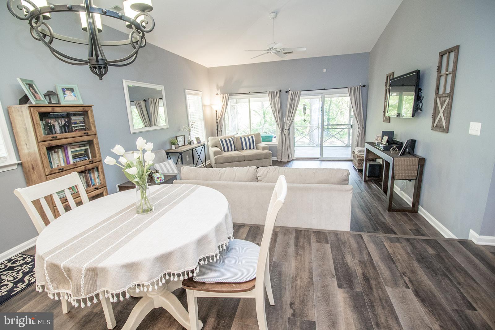 POTOMAC BEACH - Residential