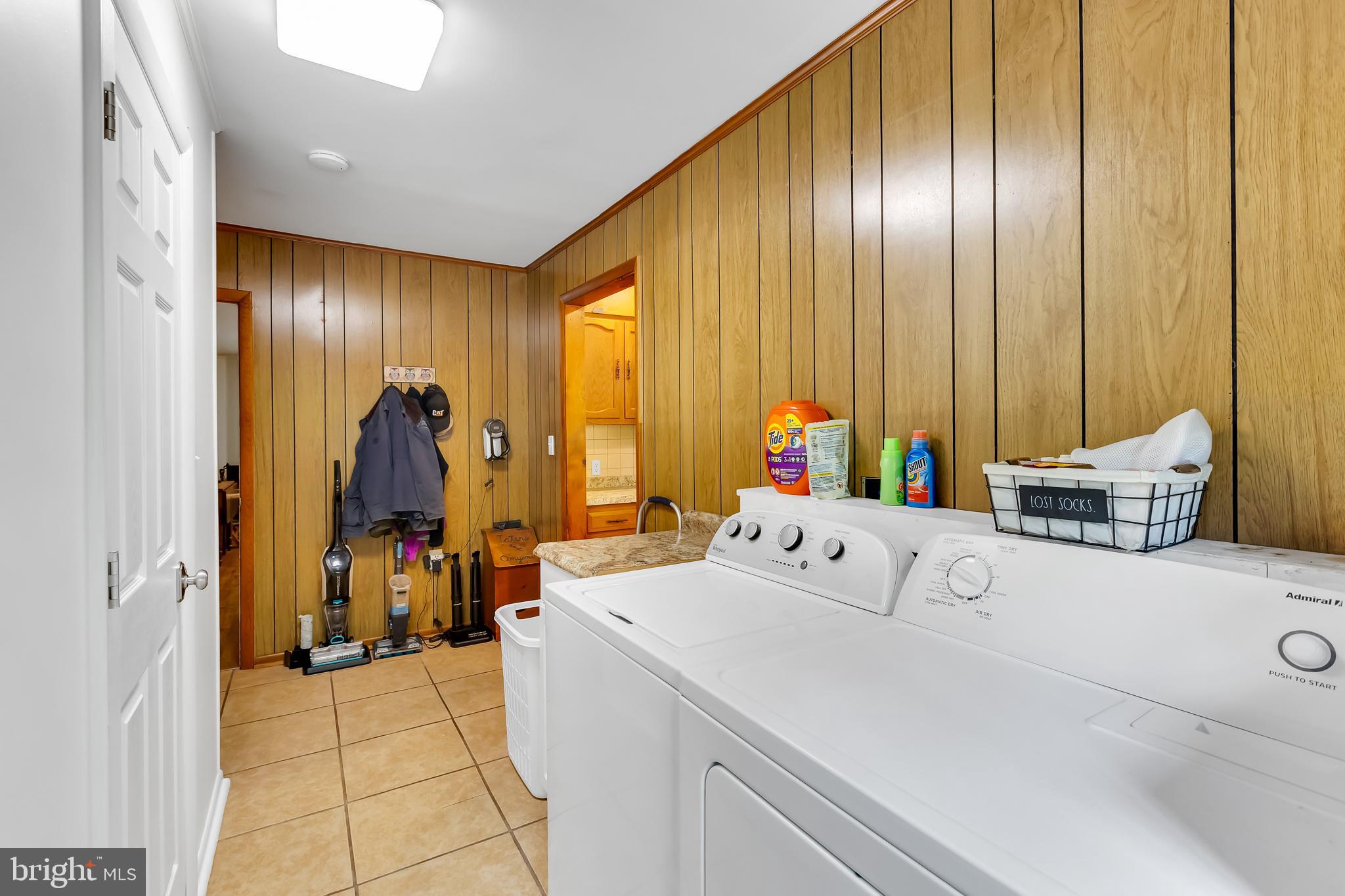 HOLLYWOOD - Residential