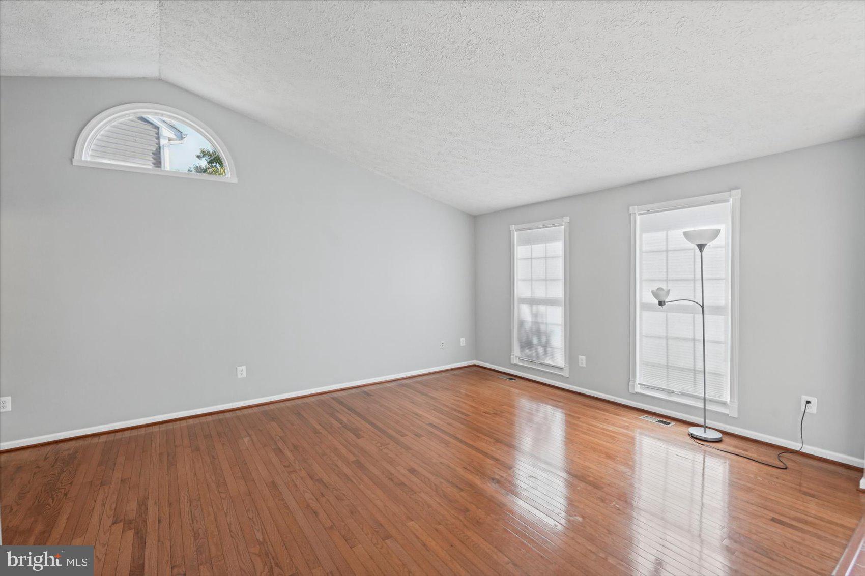 1318 WILLOW OAK DRIVE
