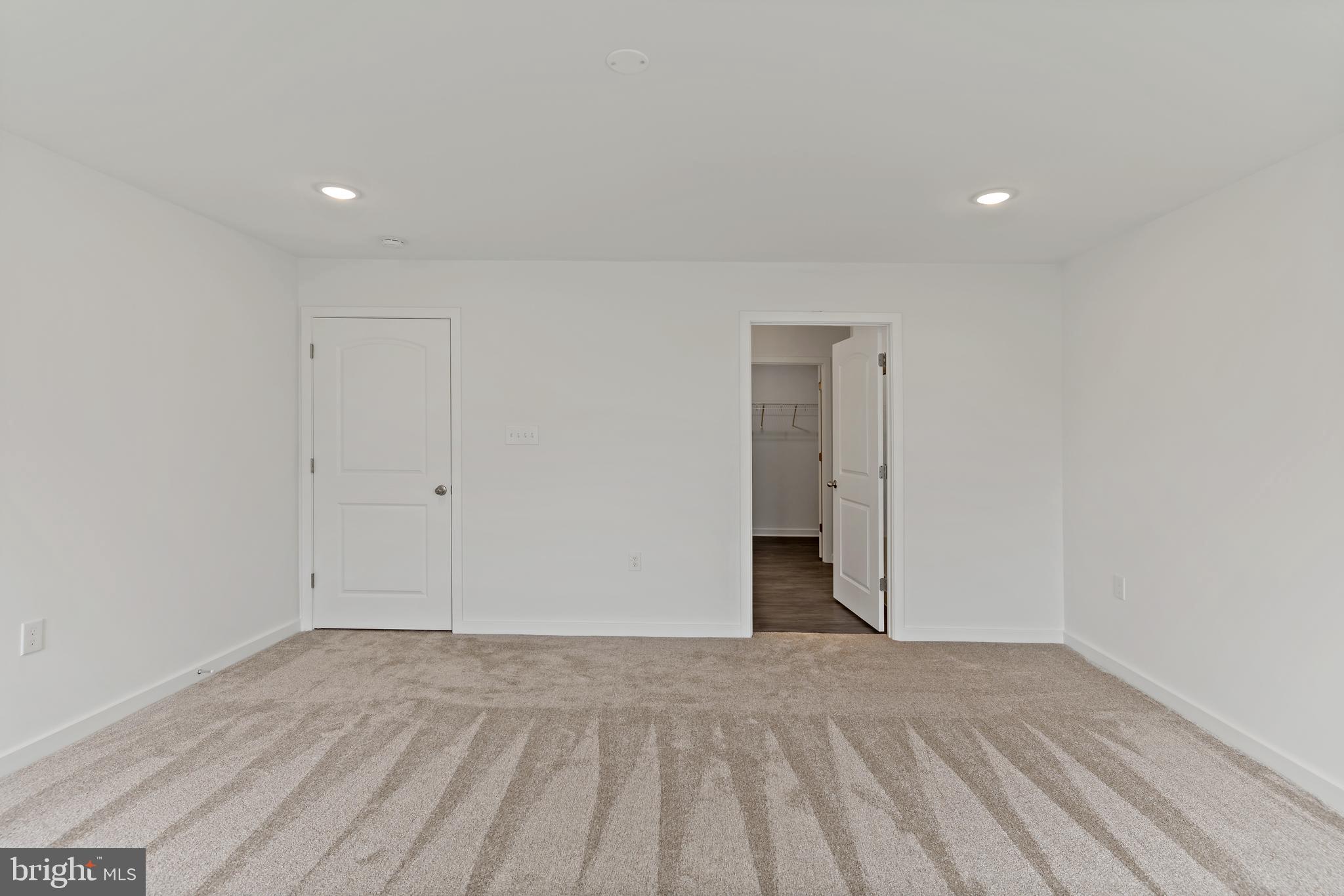 CARDINAL POINTE - Residential