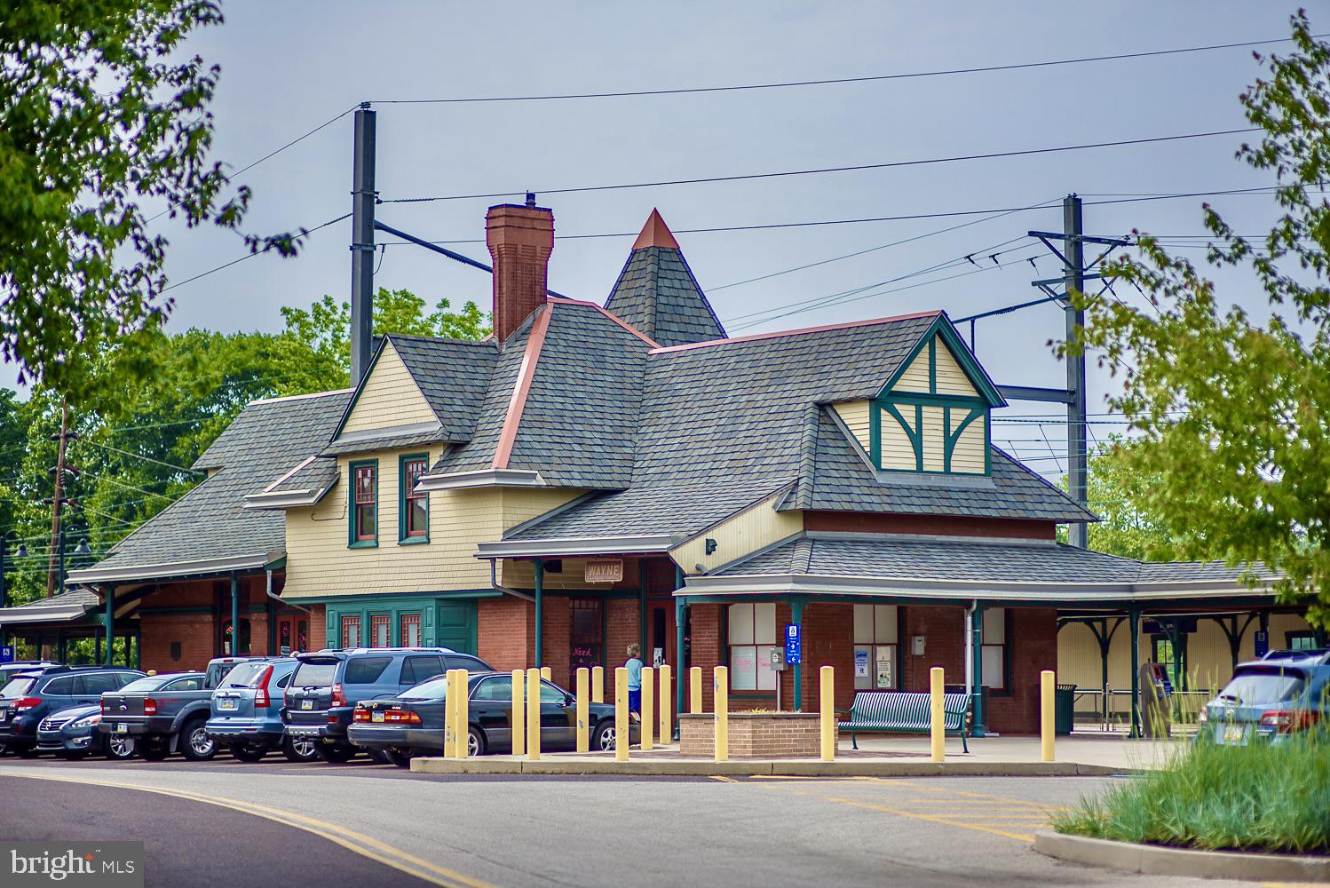 NORTH WAYNE - Residential
