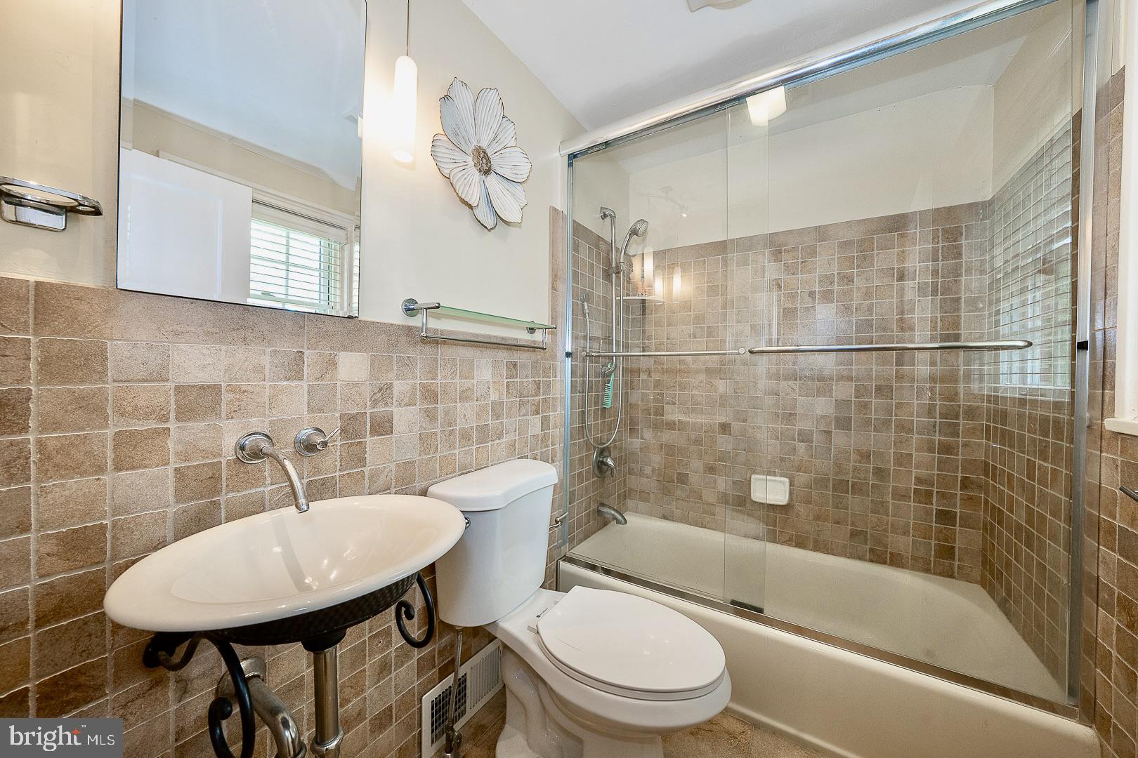 NORTH WAYNE - Residential