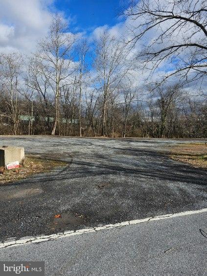 MICHAELS MILL ROAD