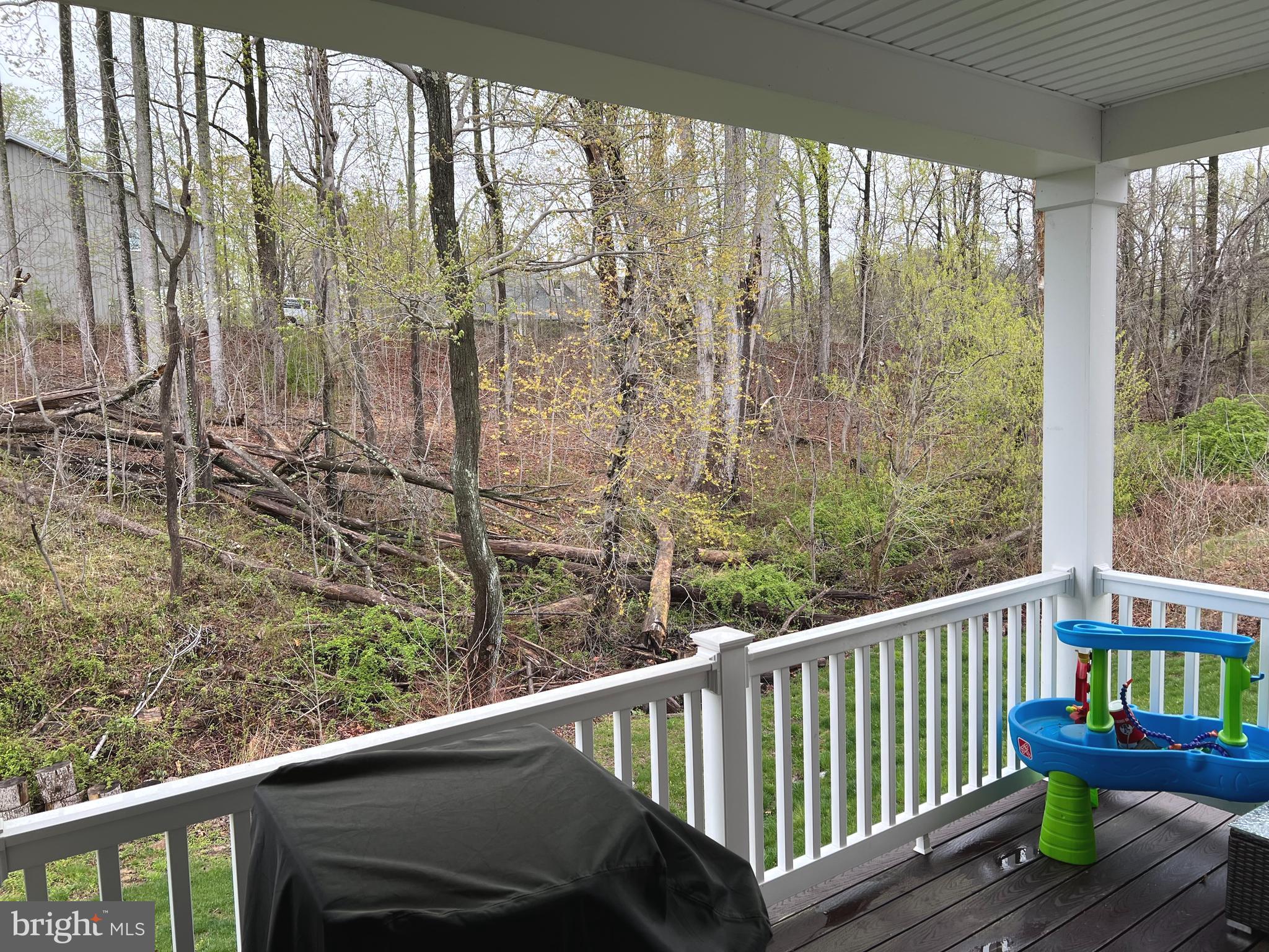 HERITAGE WOODS - Residential Lease