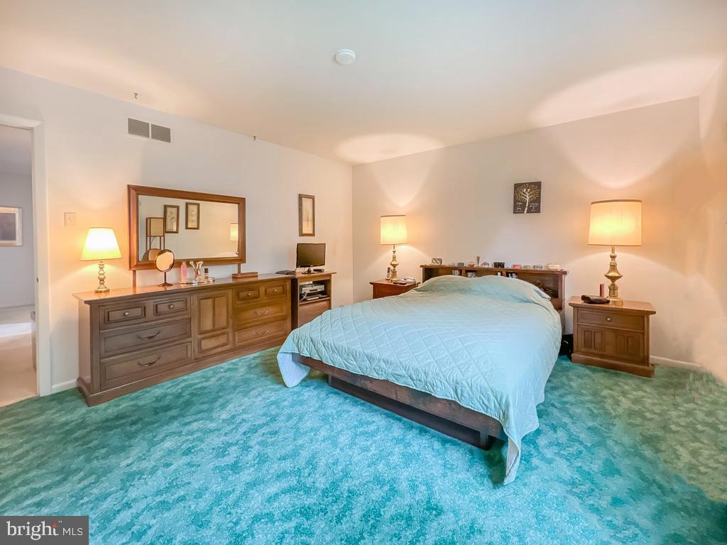 SPRING VALLEY FARM - Residential