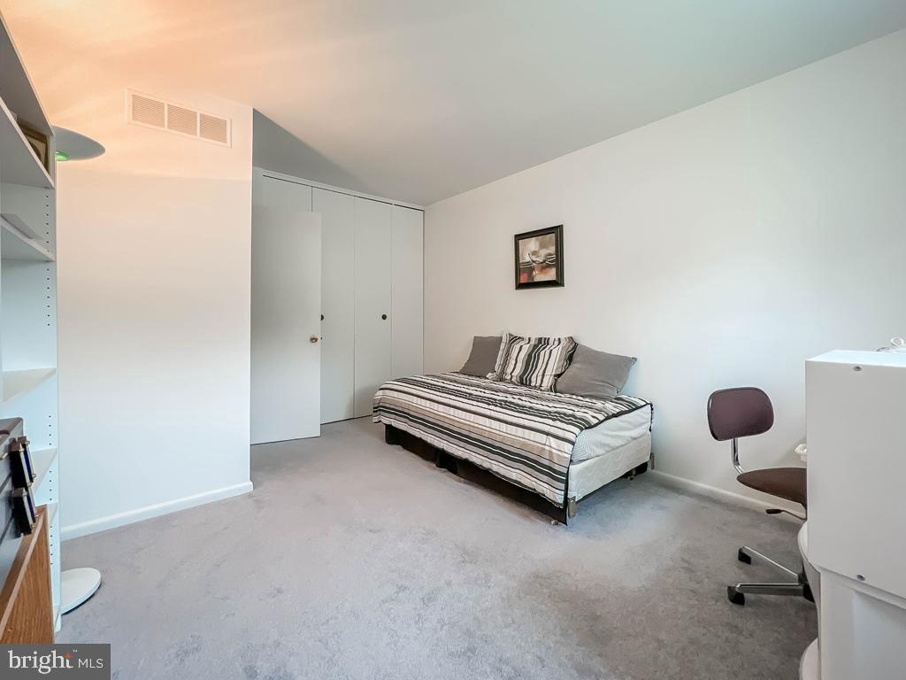 SPRING VALLEY FARM - Residential