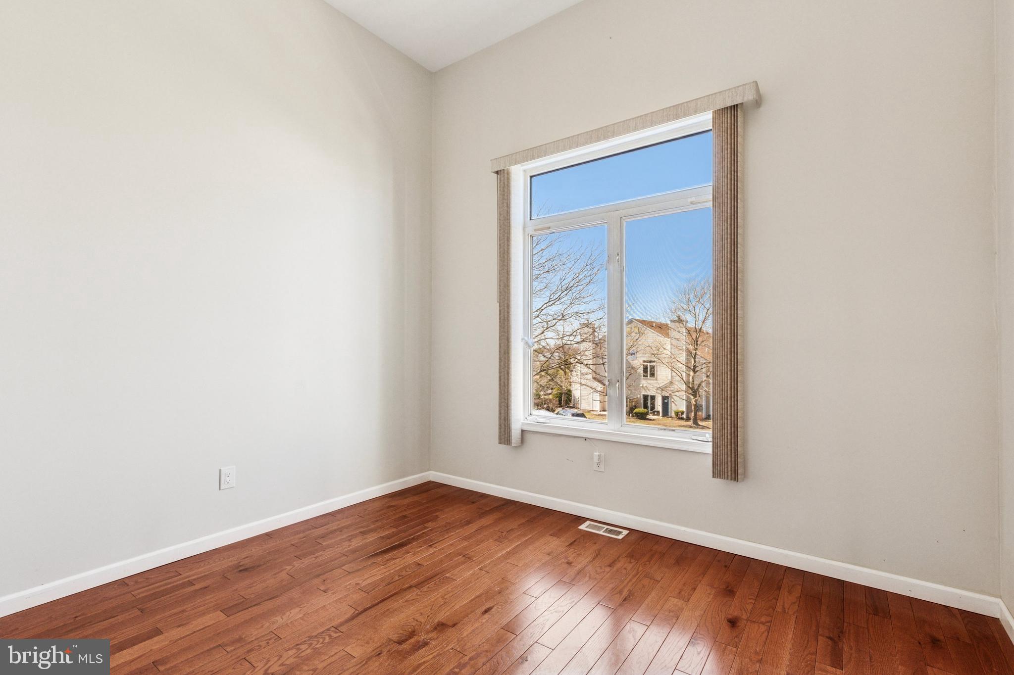 MONTGOMERY PLACE - Residential