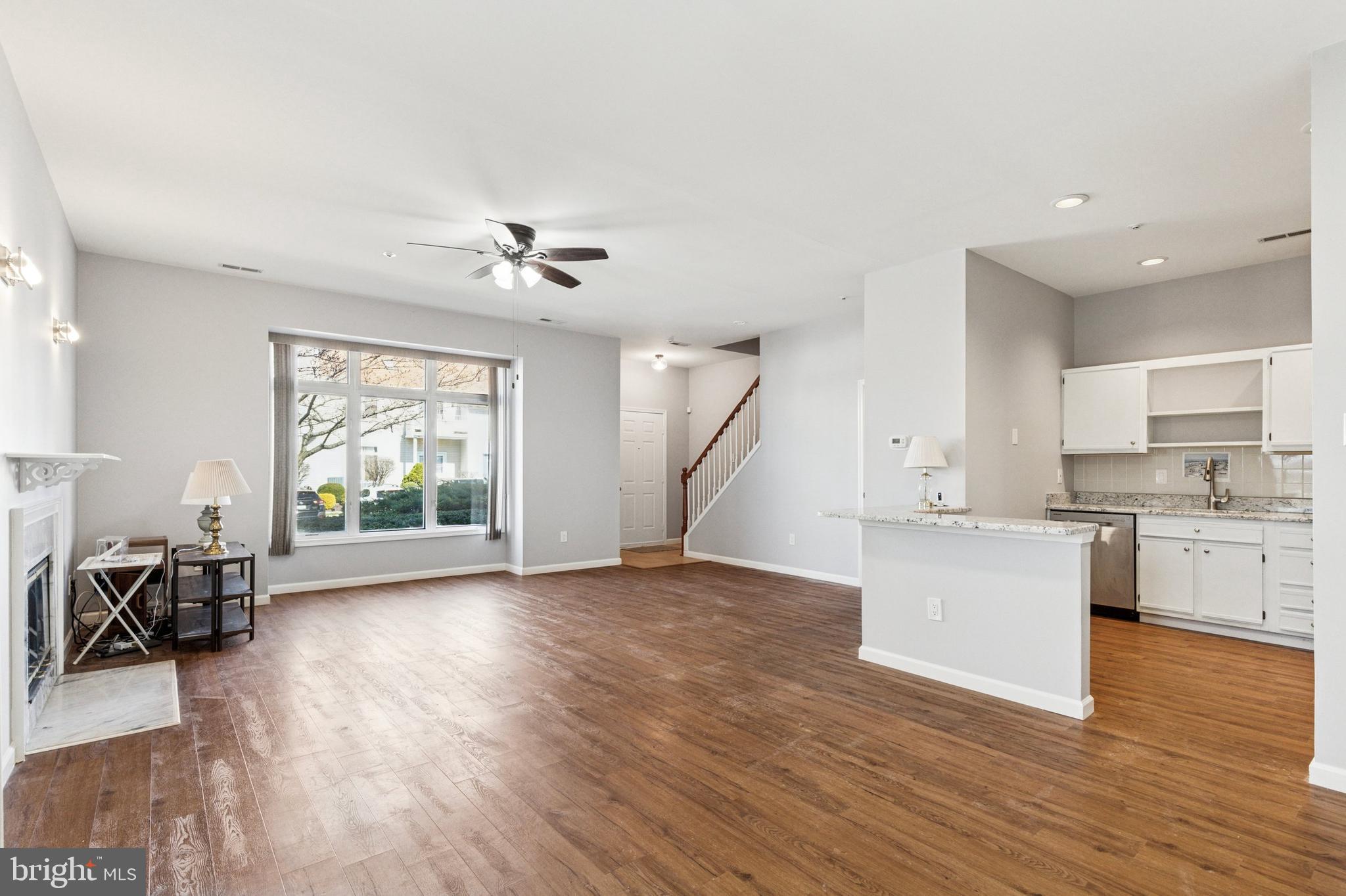 MONTGOMERY PLACE - Residential