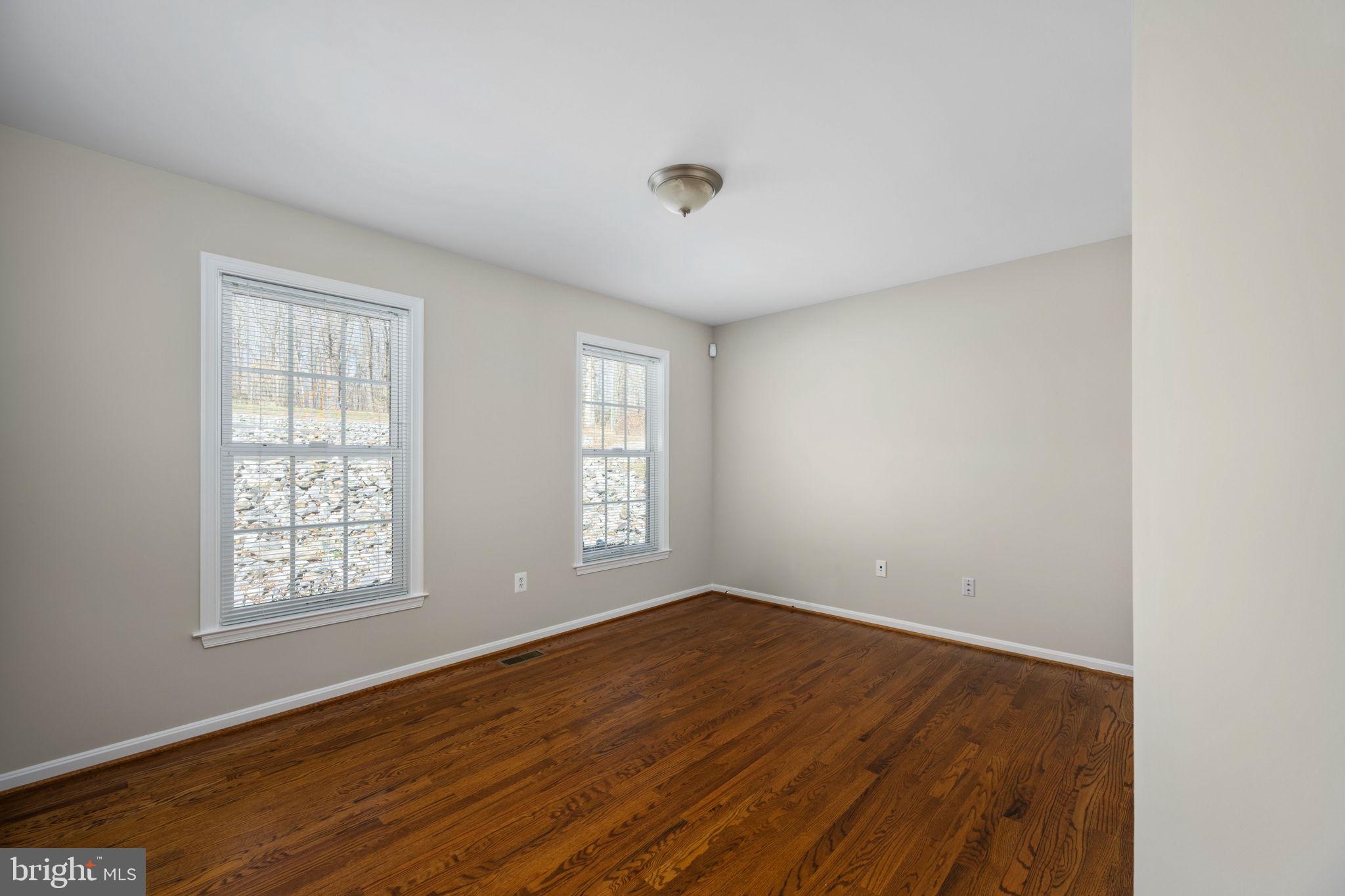 NON SUBDIVISION - Residential