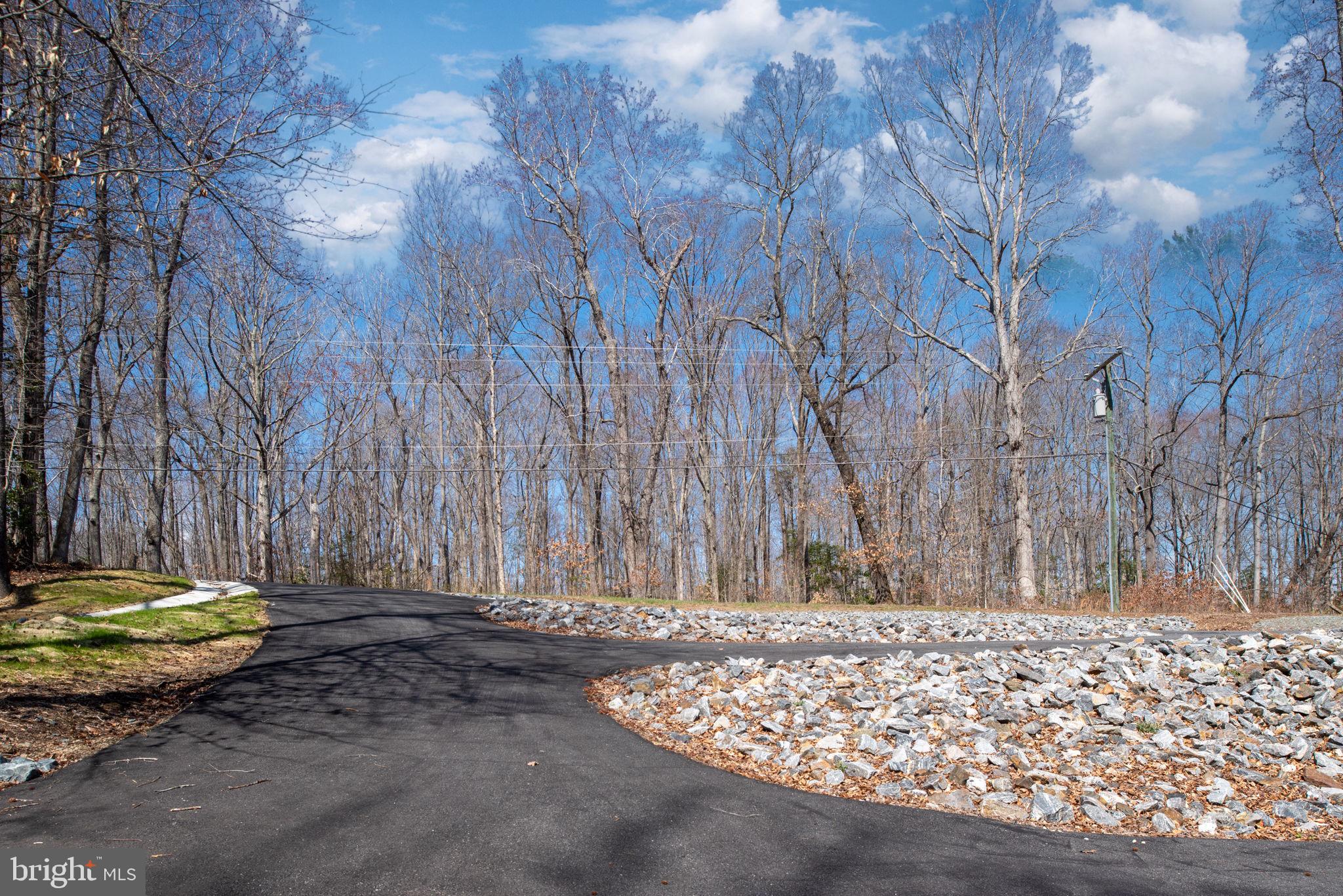 NON SUBDIVISION - Residential