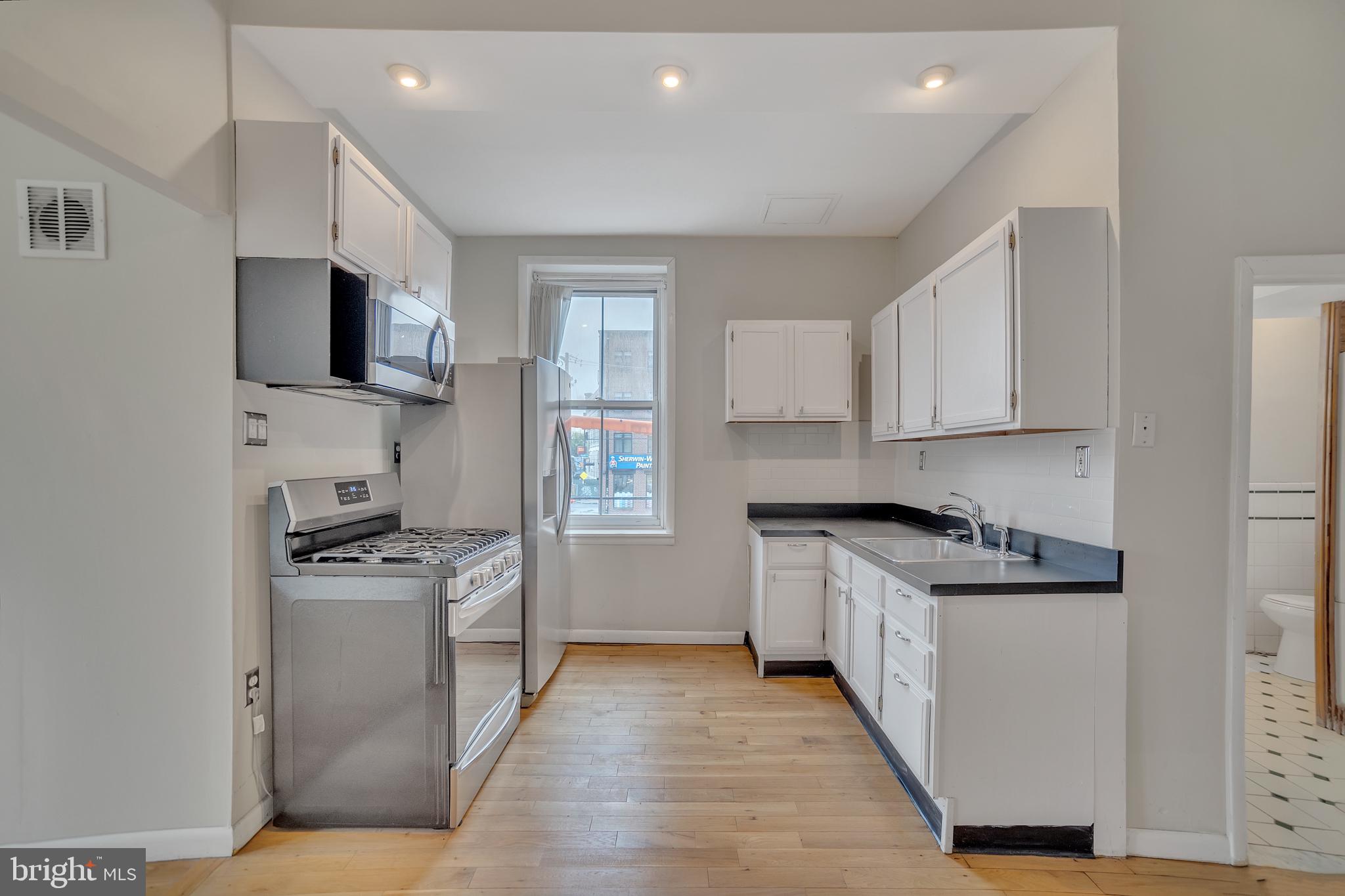 FISHTOWN - Residential Lease