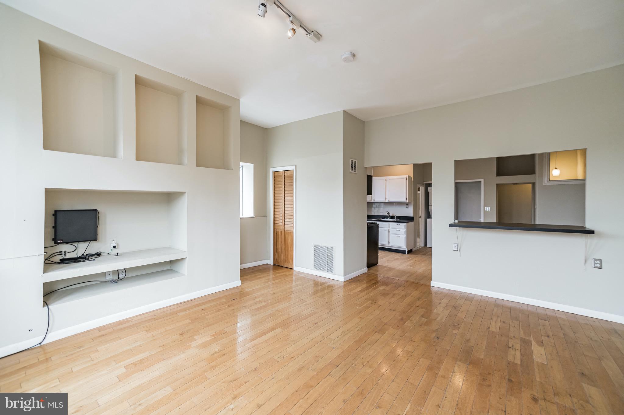 FISHTOWN - Residential Lease