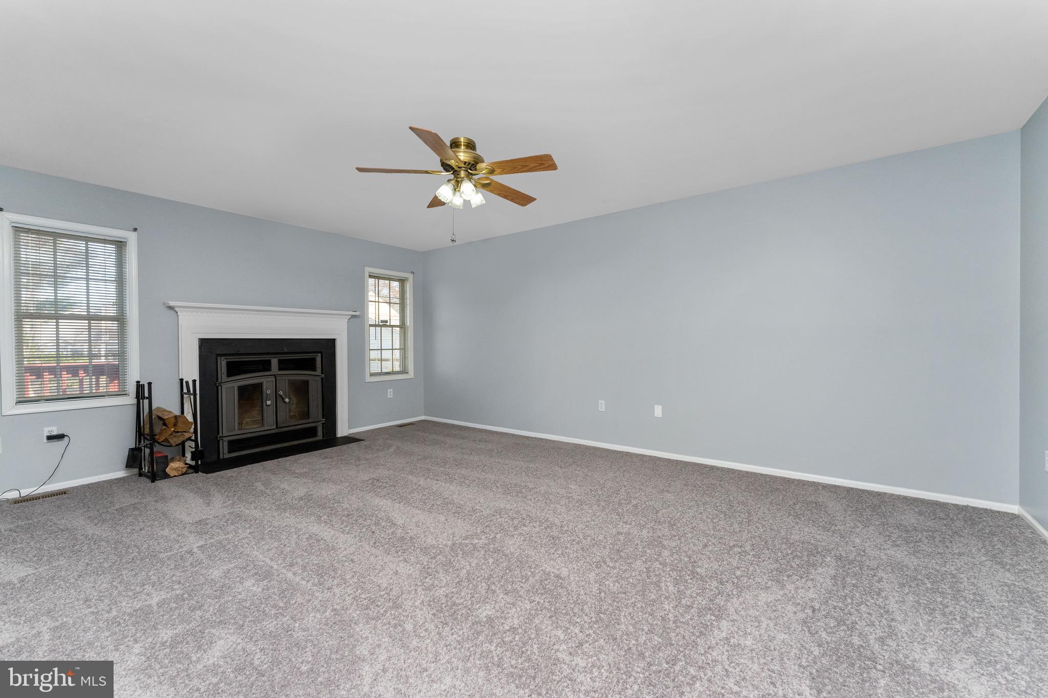 ST CHARLES SUB - HAMPSHIRE - Residential