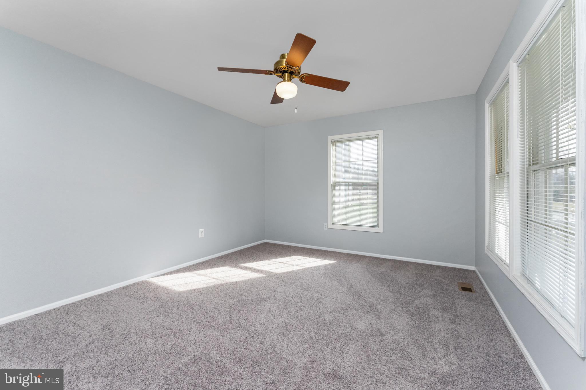 ST CHARLES SUB - HAMPSHIRE - Residential