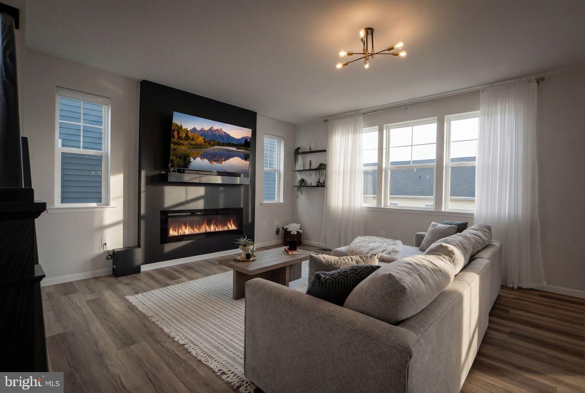 RAVEN OAKS - Residential