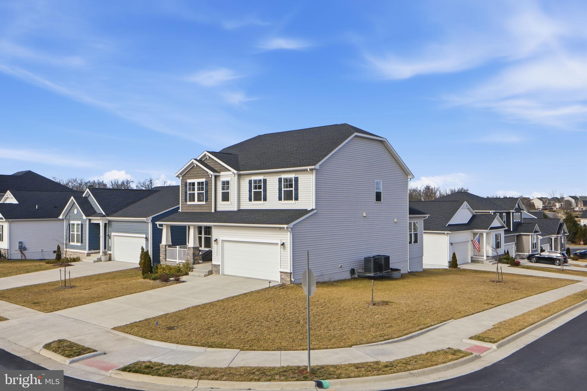 RAVEN OAKS - Residential