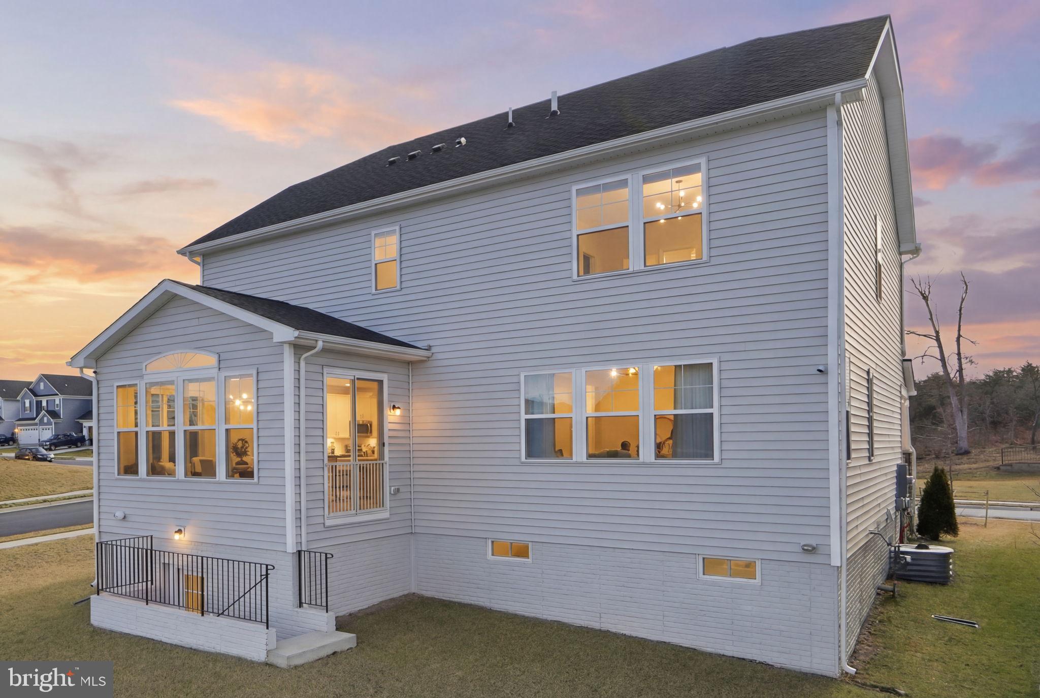 RAVEN OAKS - Residential