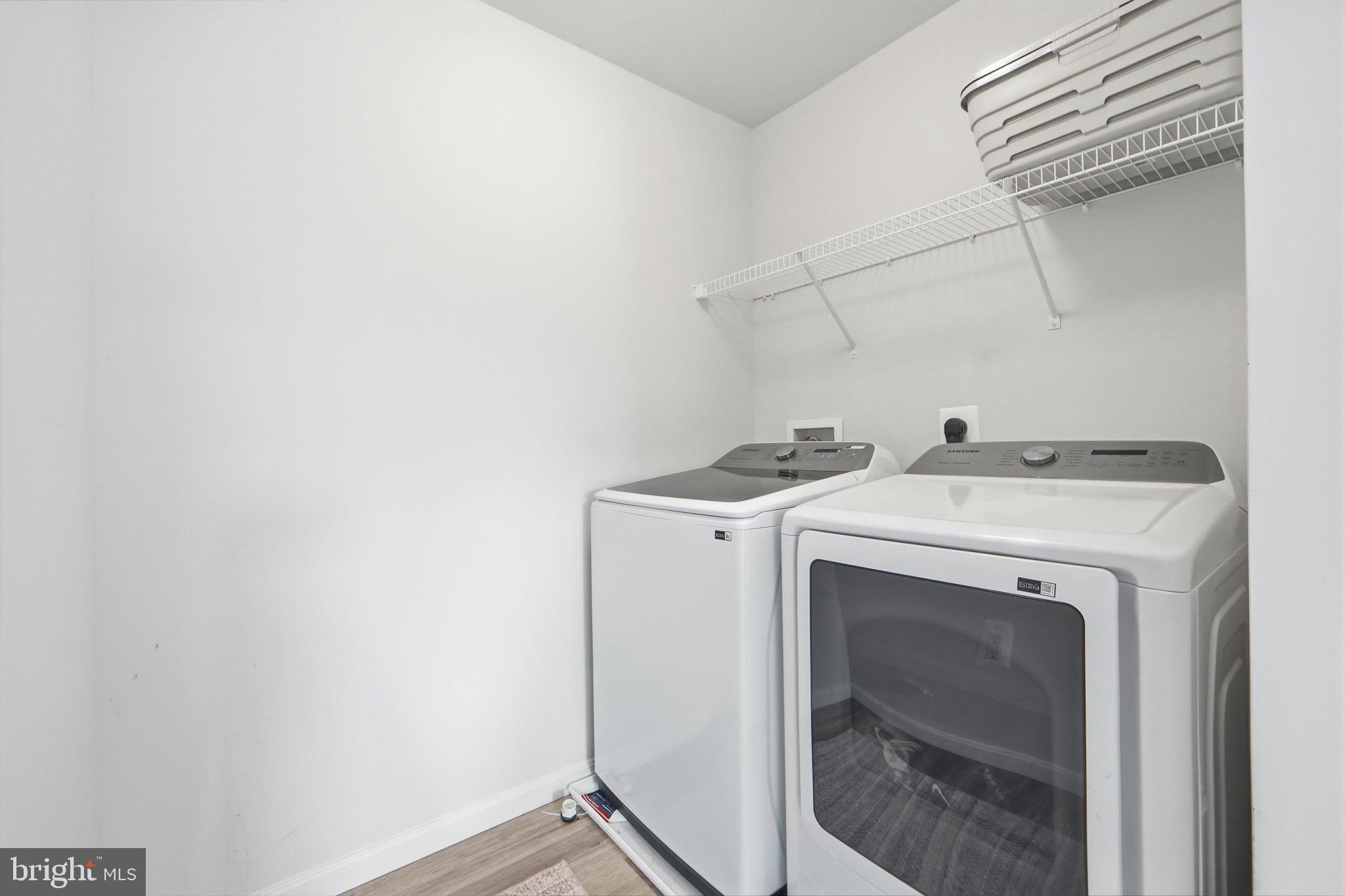 RAVEN OAKS - Residential