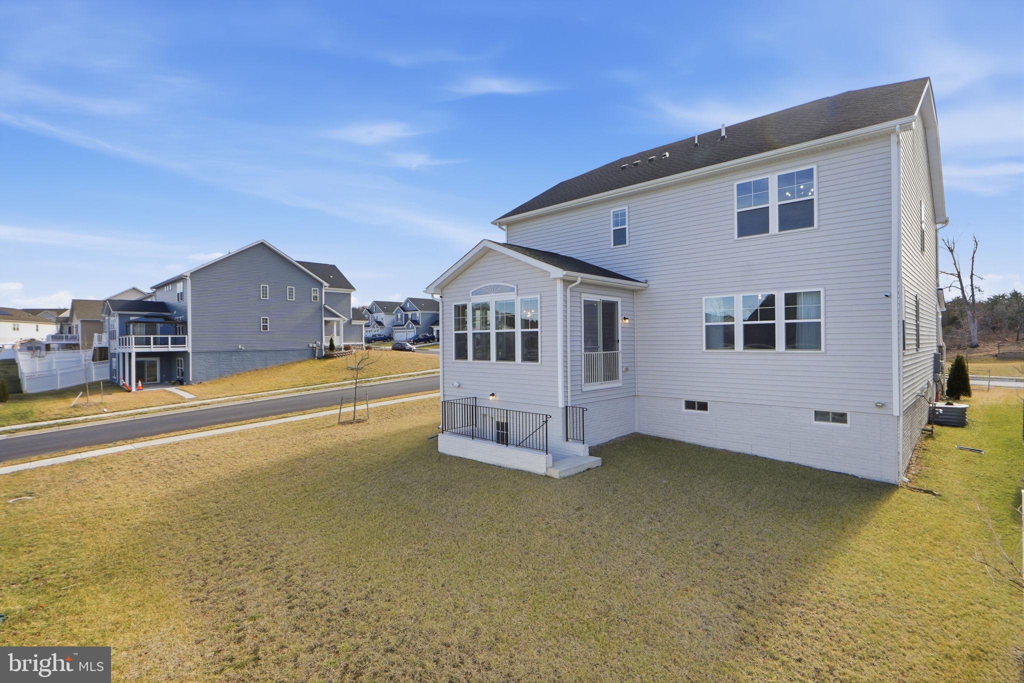 RAVEN OAKS - Residential