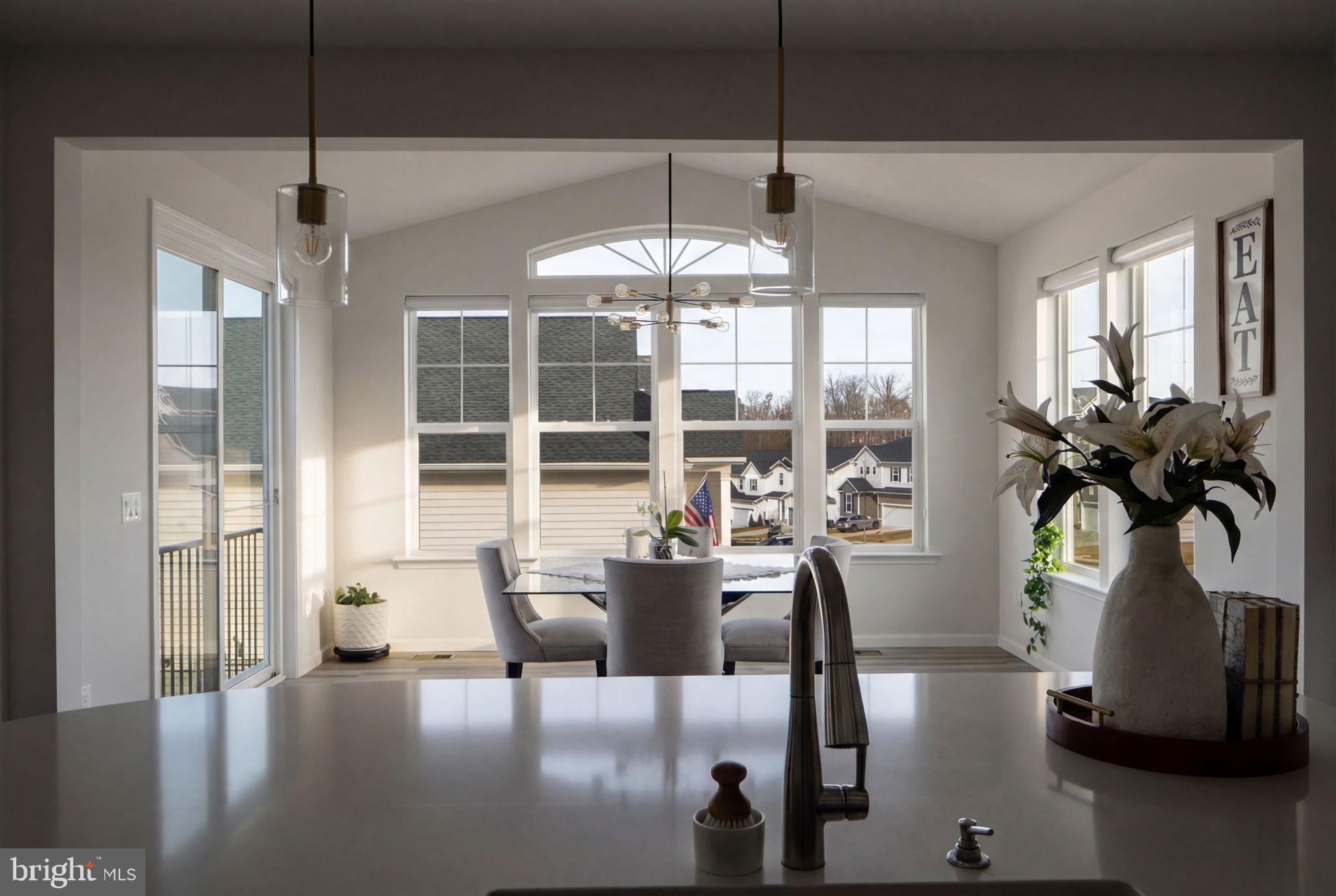 RAVEN OAKS - Residential