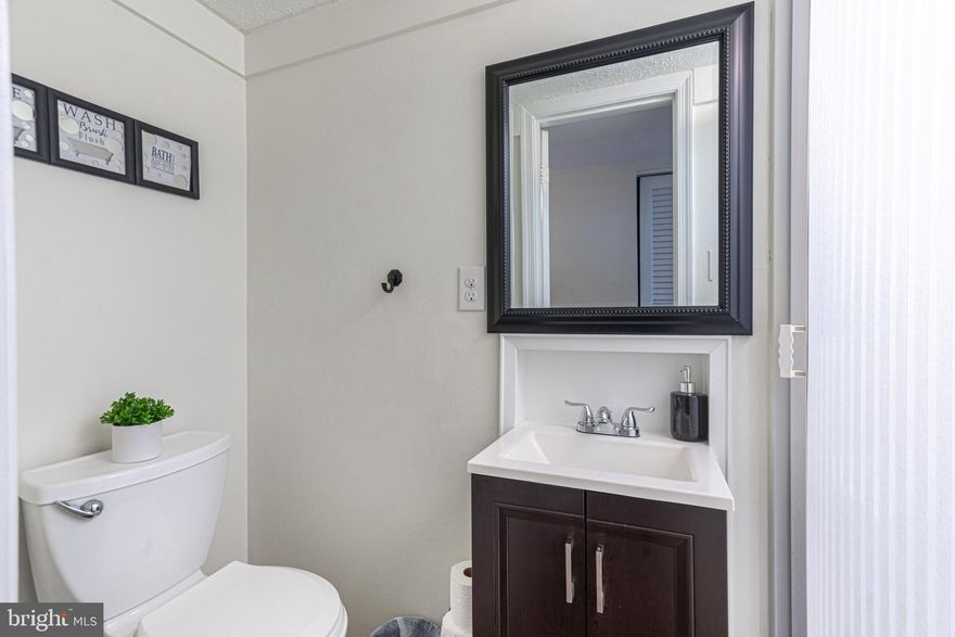 This stunning townhouse features 3 spacious bedrooms and 3 full baths, with an expansive interior that is bathed in natural light. The recently renovated kitchen shines with modern upgrades, complemented by brand new floors and elegant crown molding throughout. Step outside to enjoy the private patio, leading to a fenced backyard perfect for relaxation and entertaining. Located in a quiet, welcoming neighborhood with a variety of amenities, this home offers unmatched convenience close to top-rated schools, shopping, and dining. Truly, a wonderful place to call home