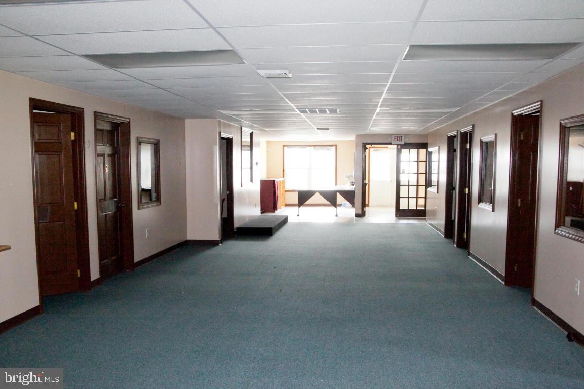 AKRON - Commercial Sale