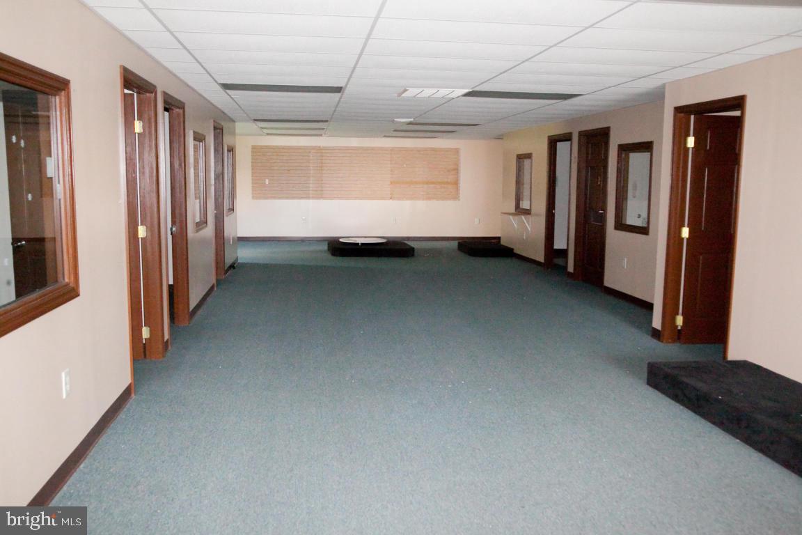 AKRON - Commercial Sale