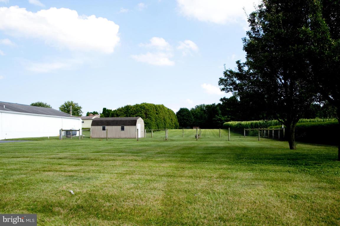 AKRON - Commercial Sale