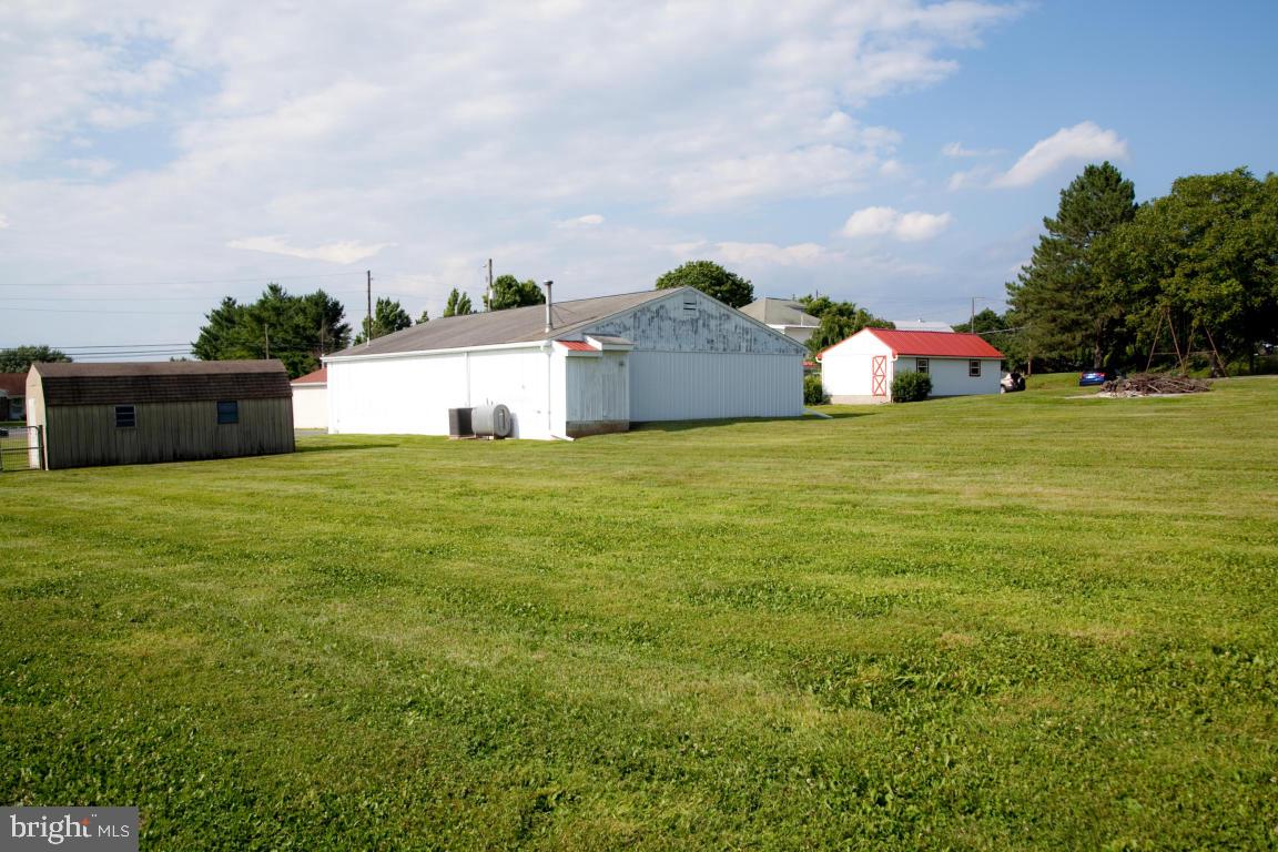 AKRON - Commercial Sale