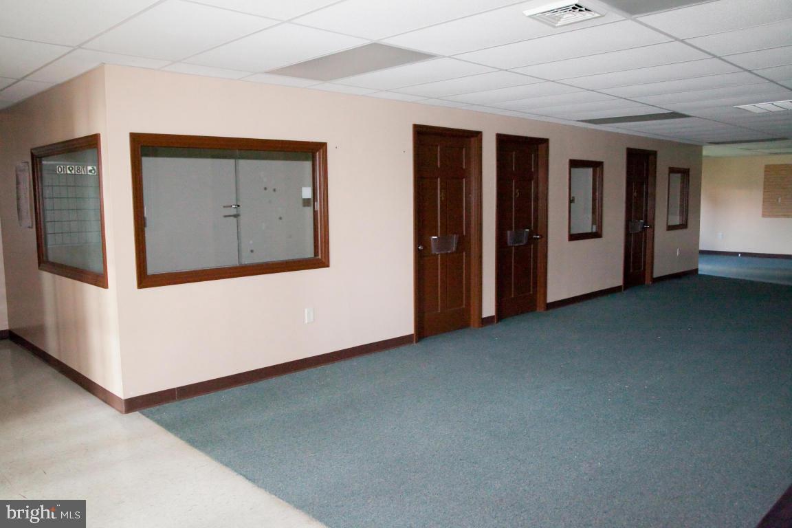 AKRON - Commercial Sale