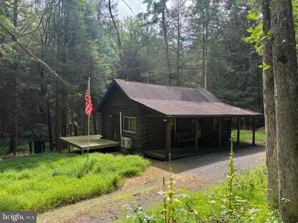 Photo of 906 Coopers Gap Road, REEDSVILLE, PA 17084 (MLS # PAMF2052578)