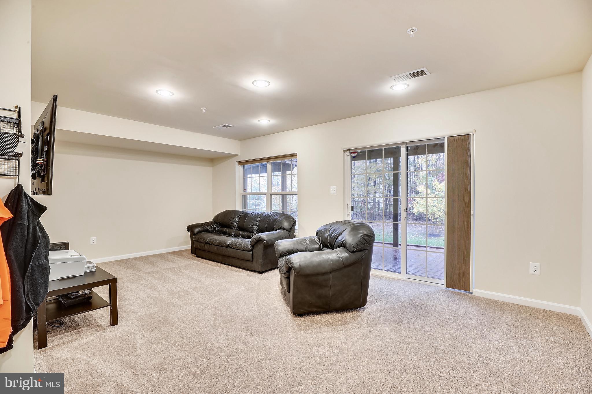 TANYARD SPRINGS - Residential