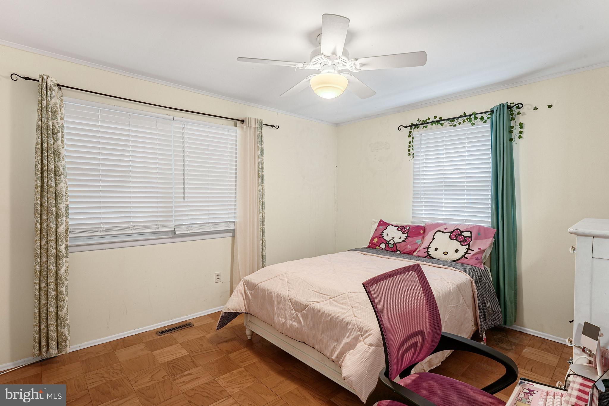 COVE LAKE - Residential