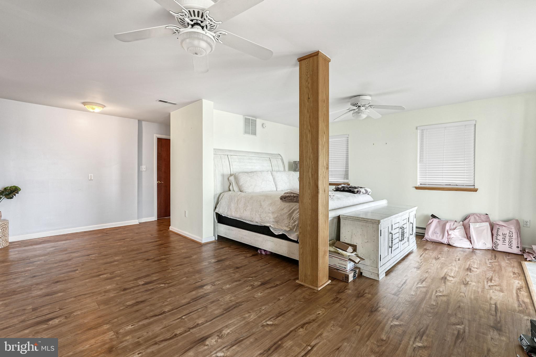 COVE LAKE - Residential