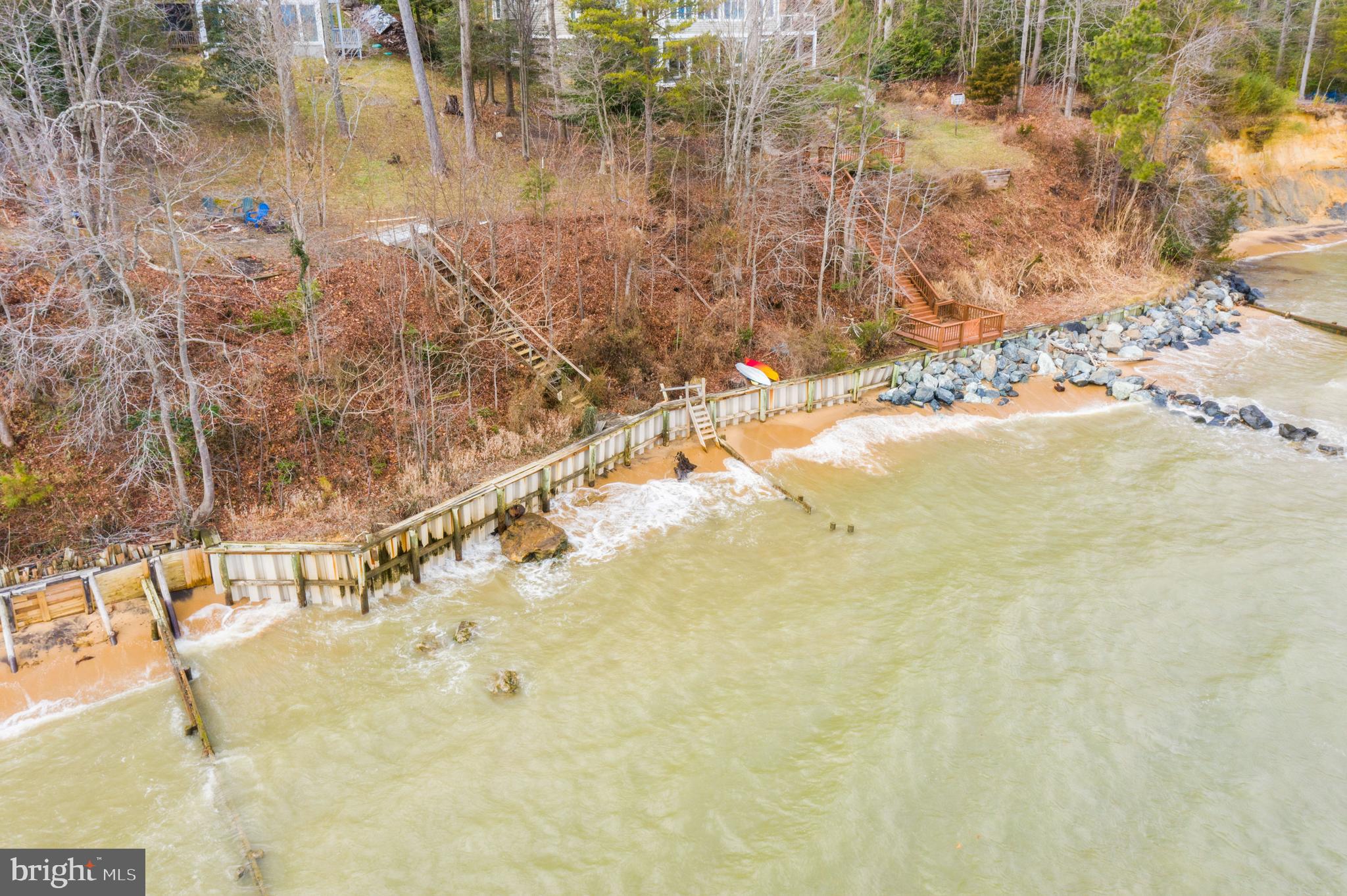 COVE LAKE - Residential