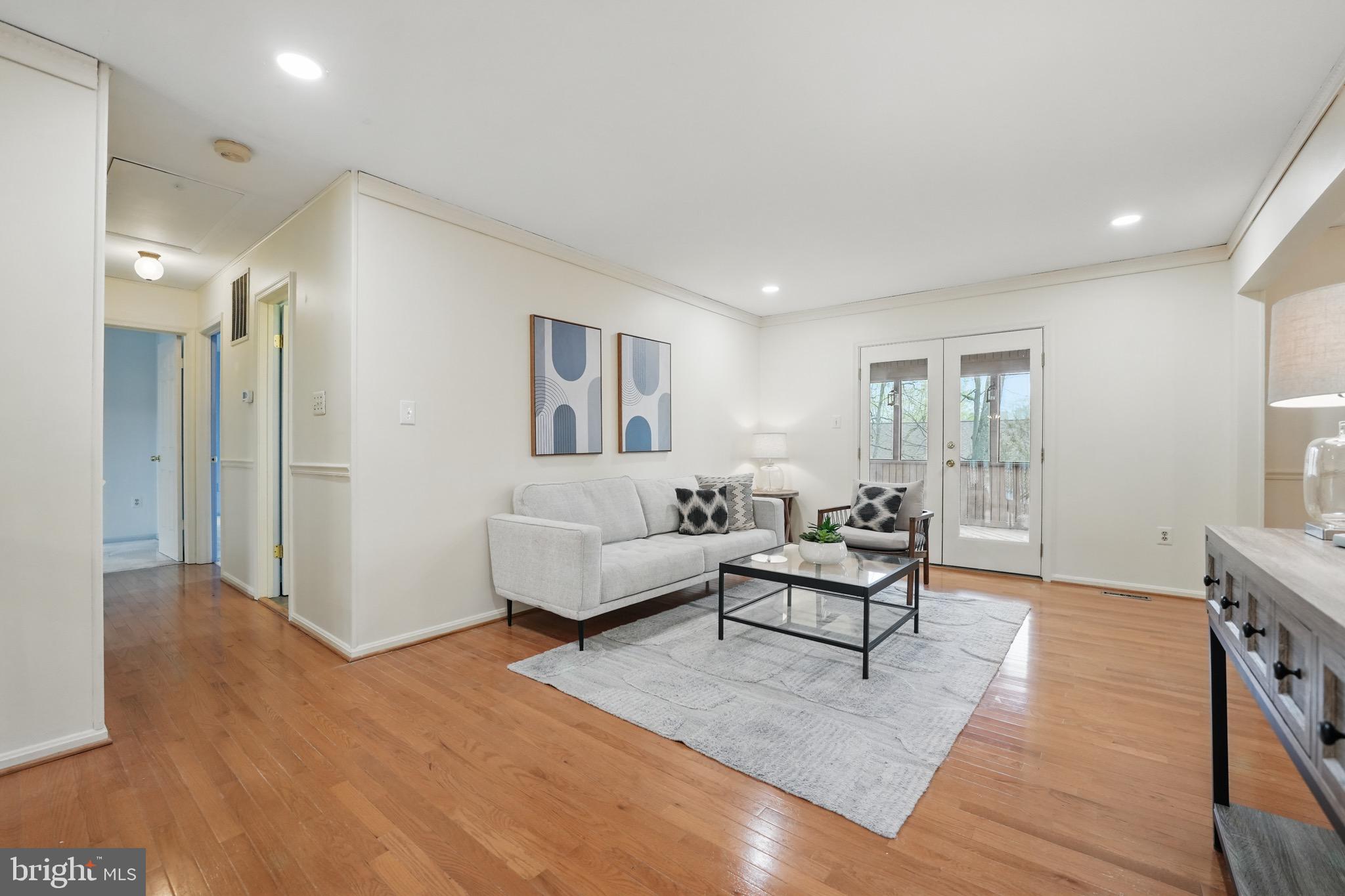 MONTCLAIR - Residential