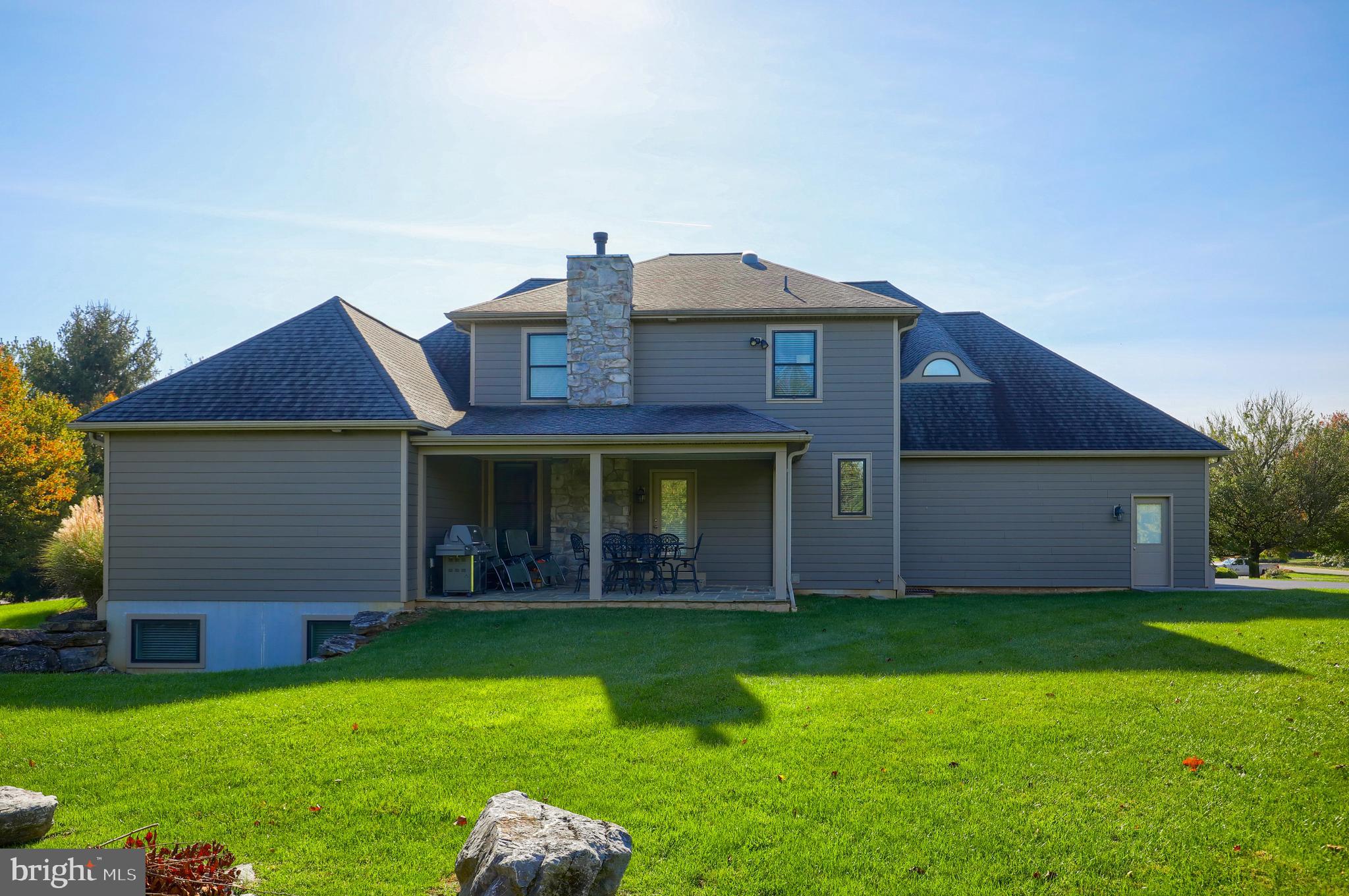 STONEHENGE - Residential