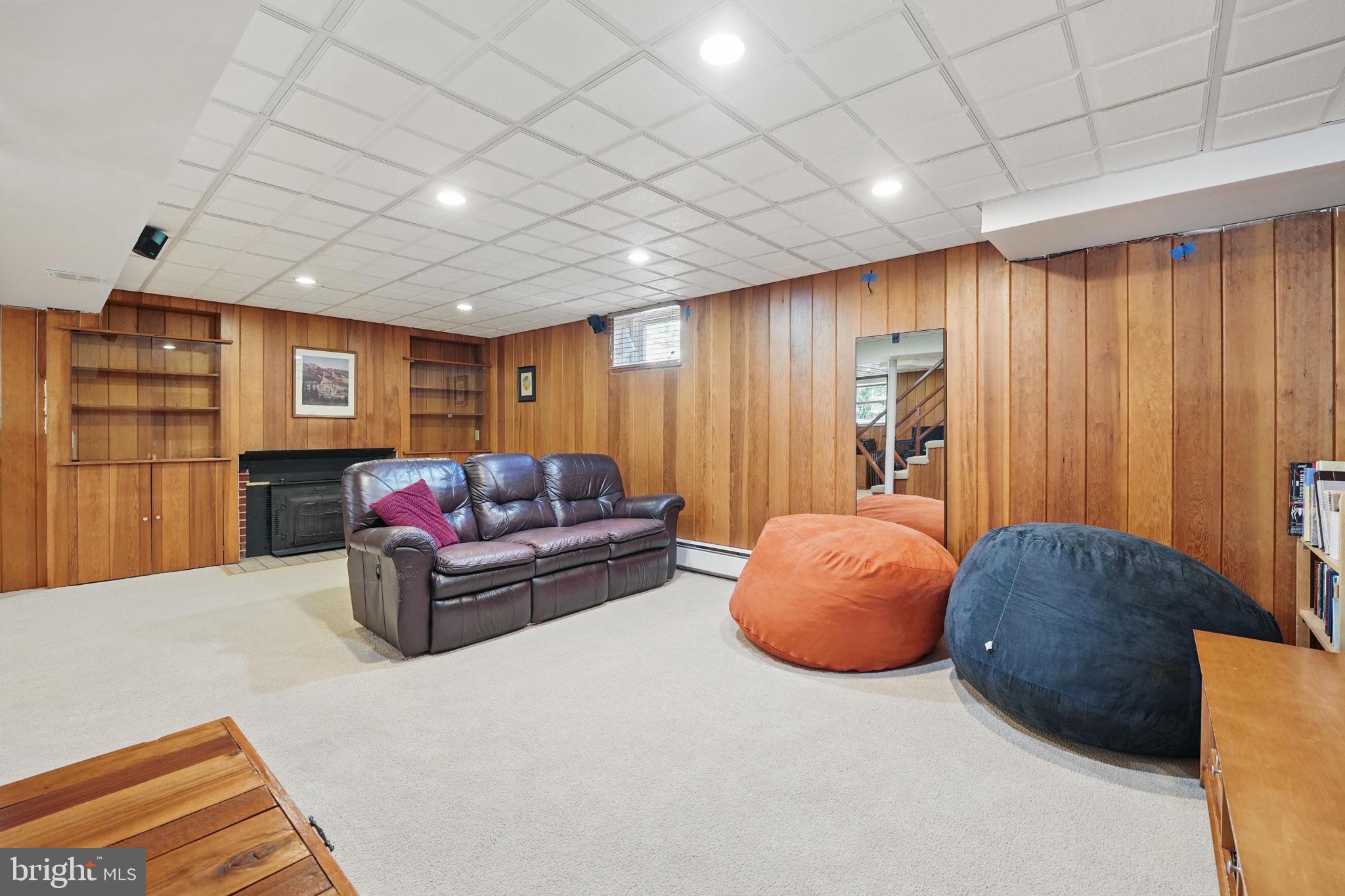 WOODCREST - Residential