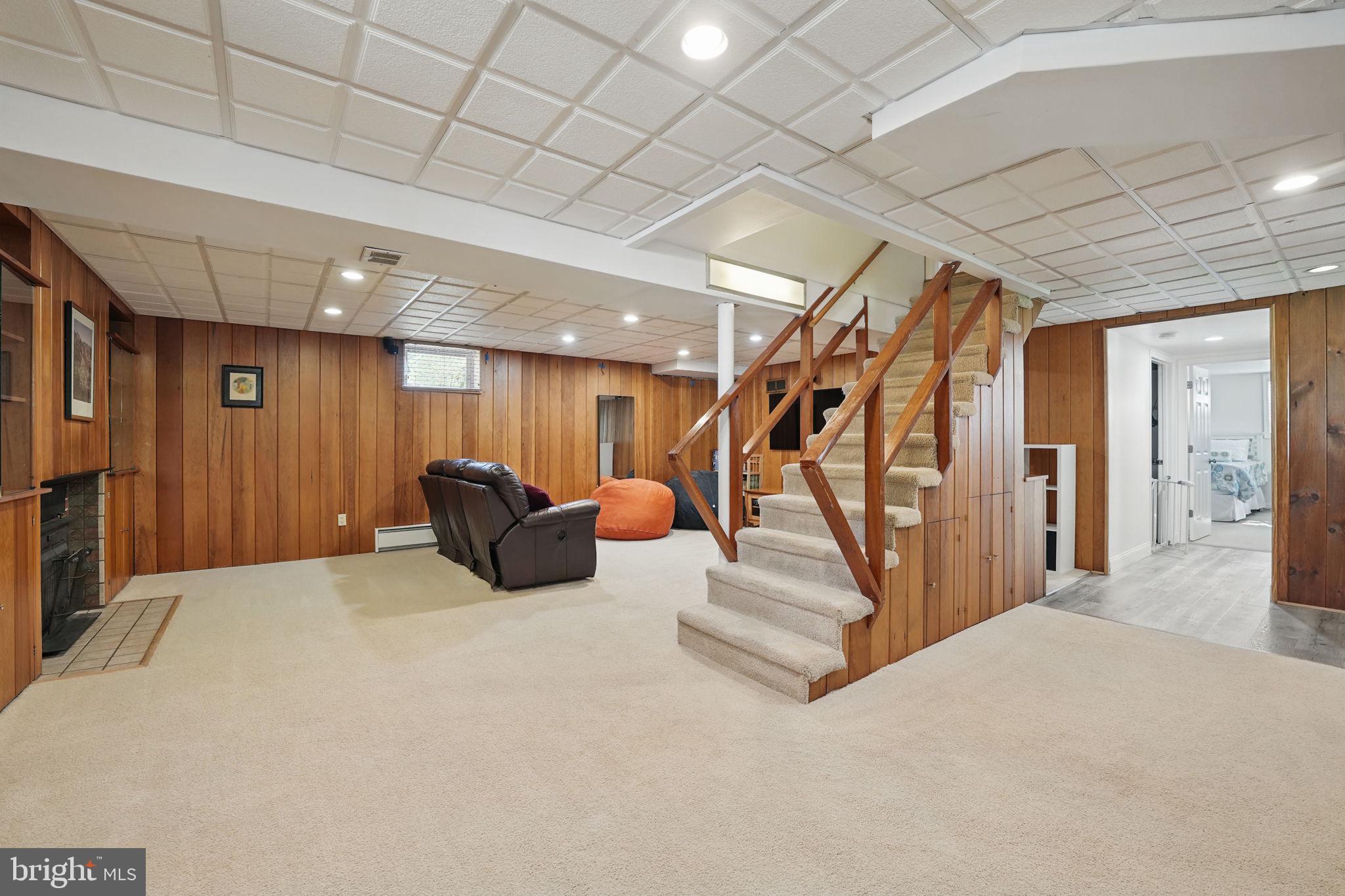 WOODCREST - Residential