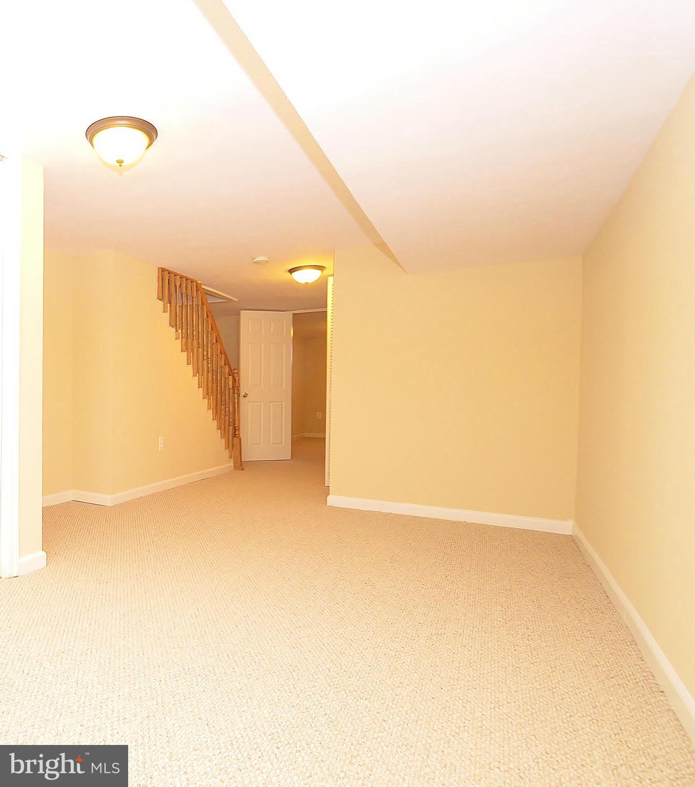 HIGHLANDTOWN - Residential