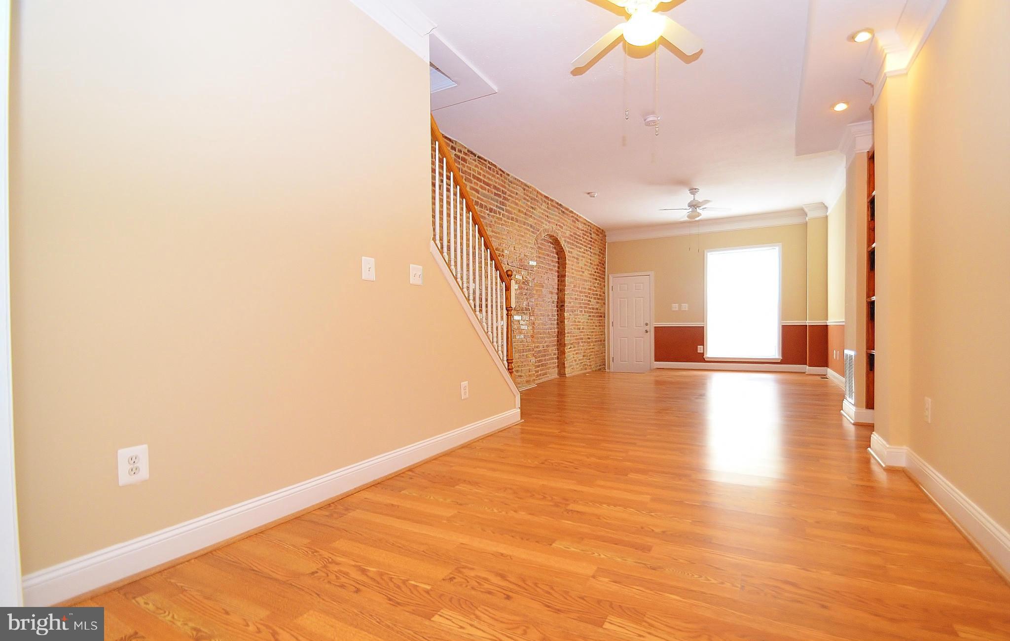 HIGHLANDTOWN - Residential