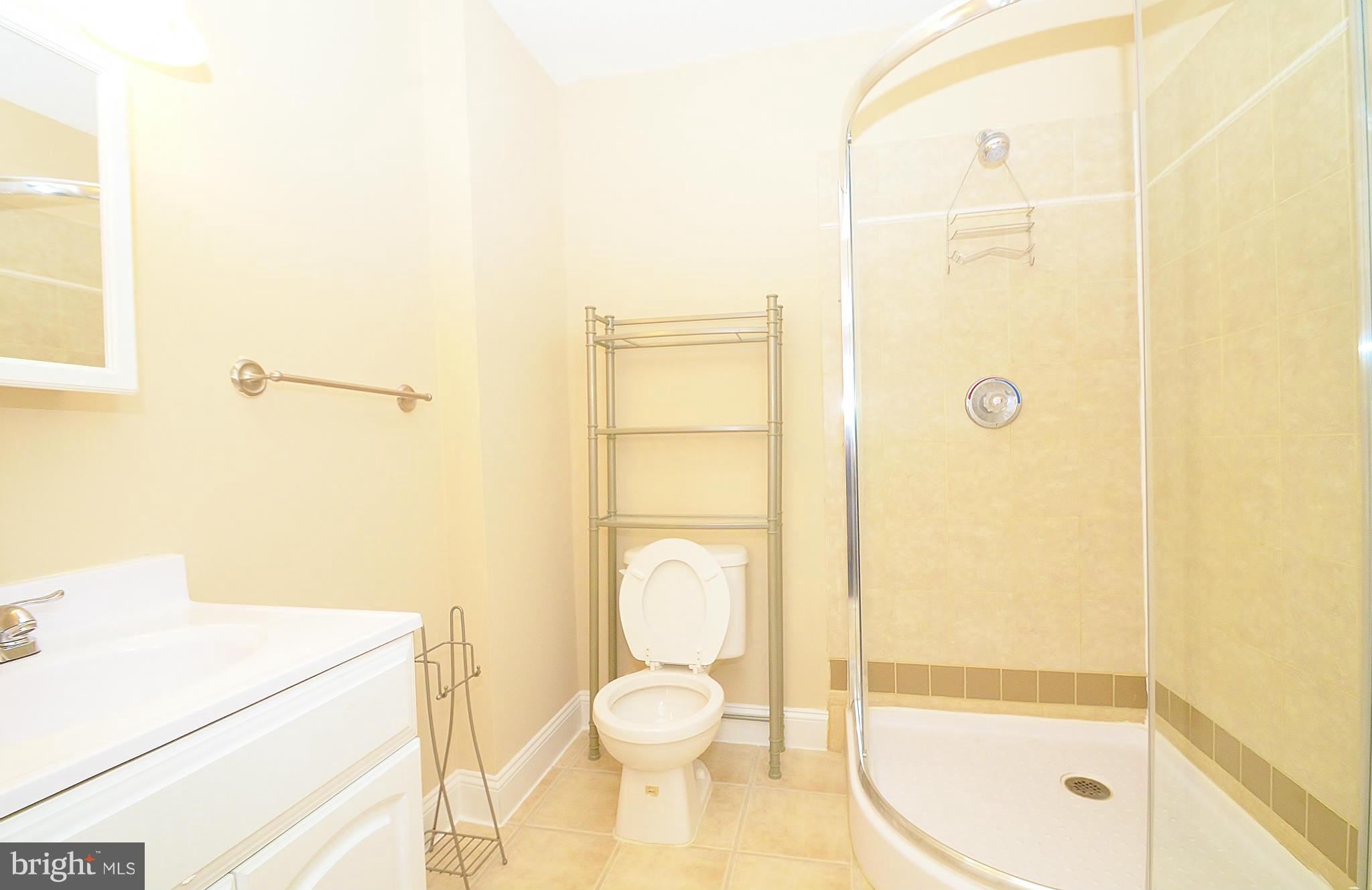 HIGHLANDTOWN - Residential