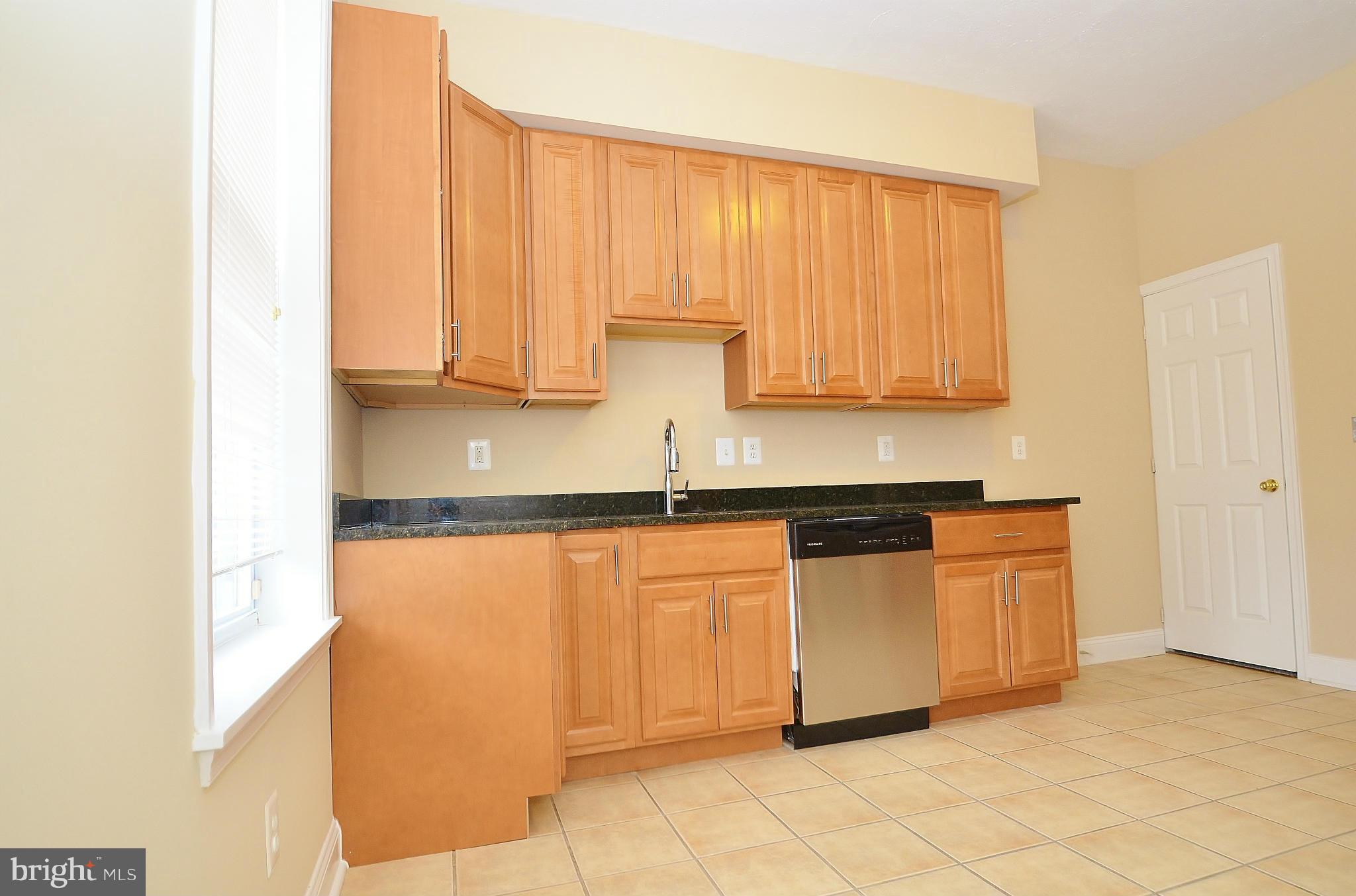 HIGHLANDTOWN - Residential