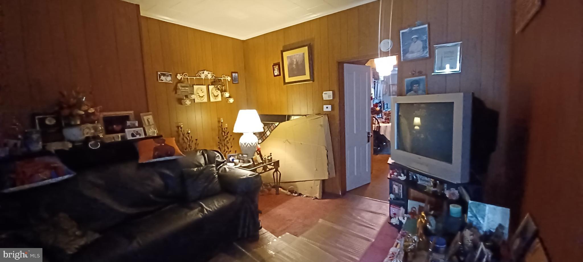 EAST BALTIMORE MIDWAY - Residential