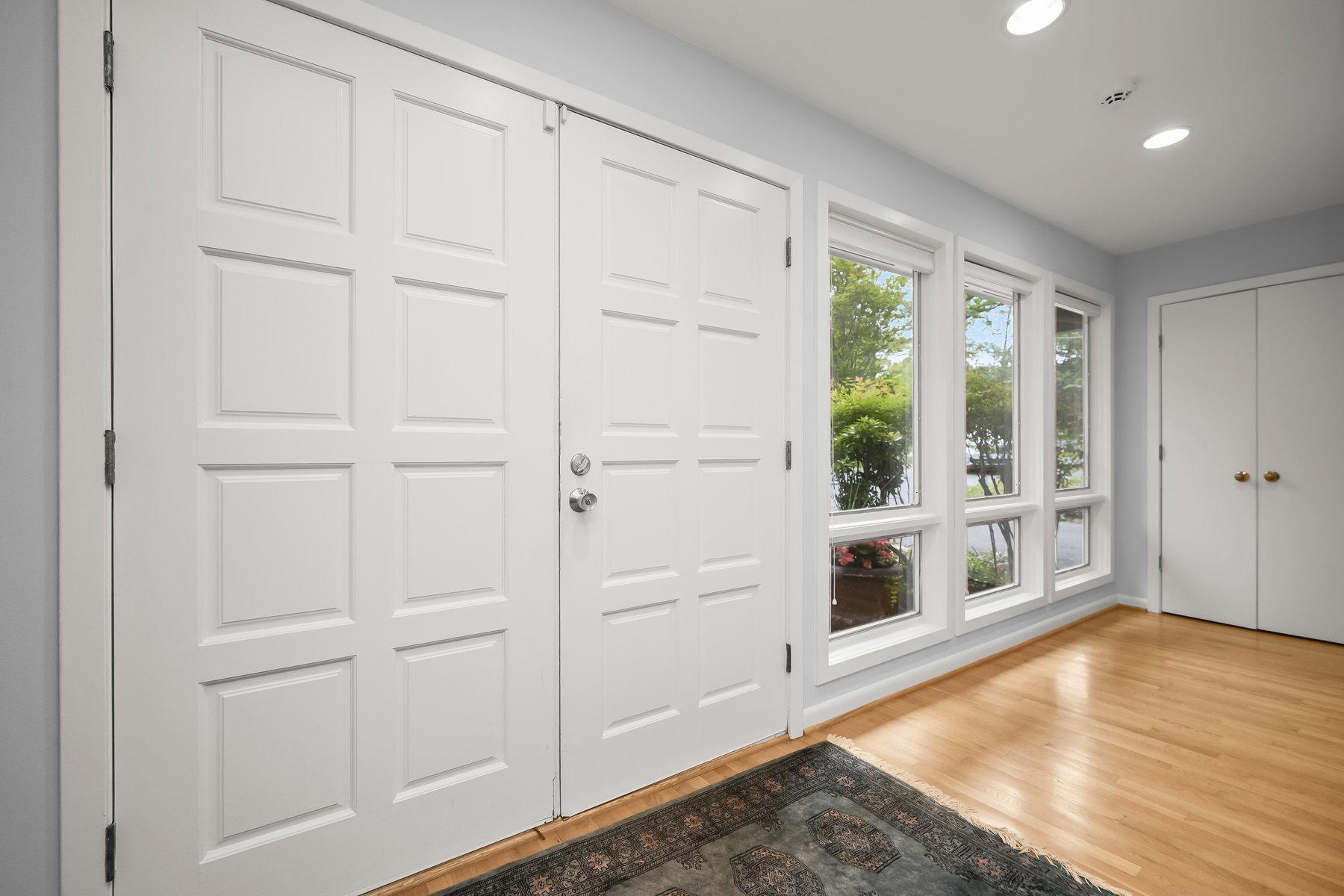 BRADLEY HILLS GROVE - Residential